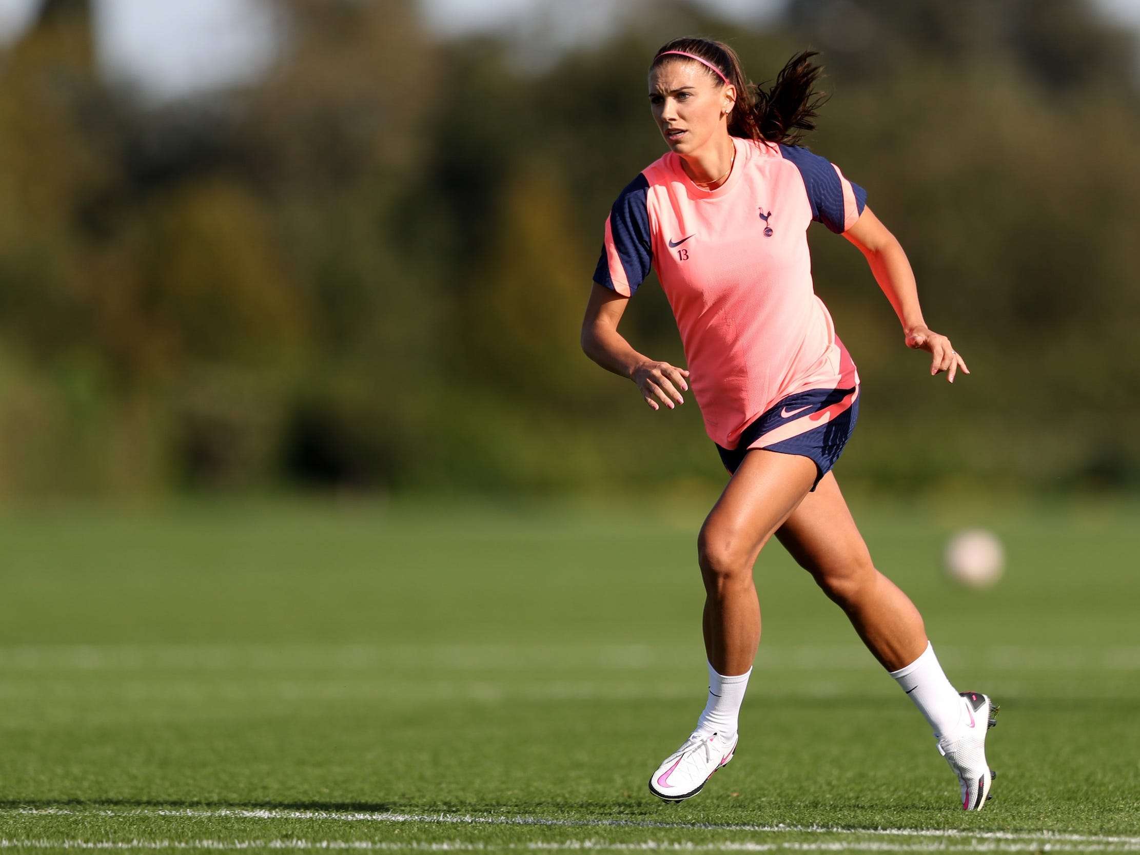 alex morgan tottenham hotspur prep for tokyo olympics with uswnt insider alex morgan tottenham hotspur prep for