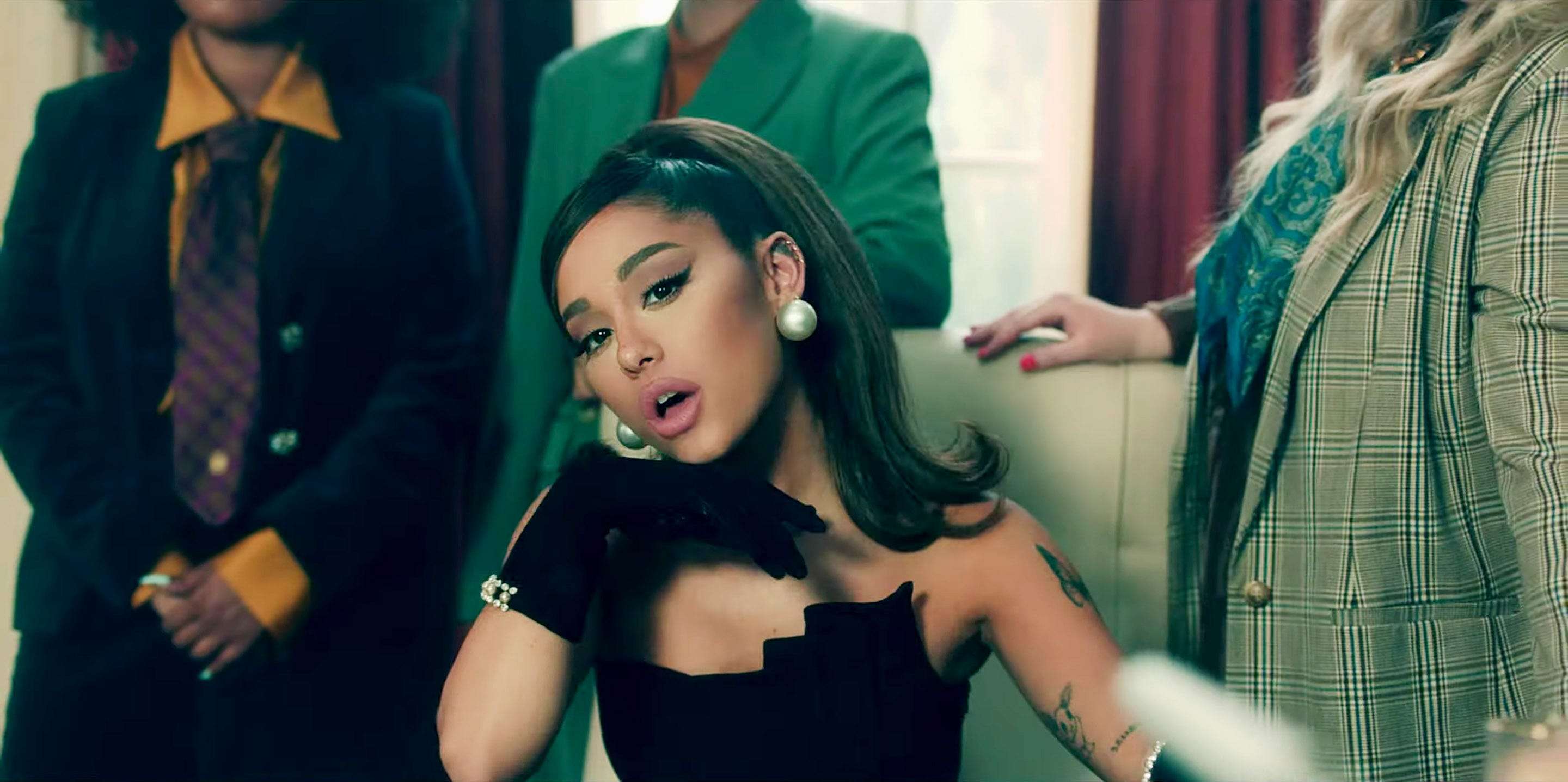 Watch Ariana Grande Take Over The White House In Her New Music Video ...