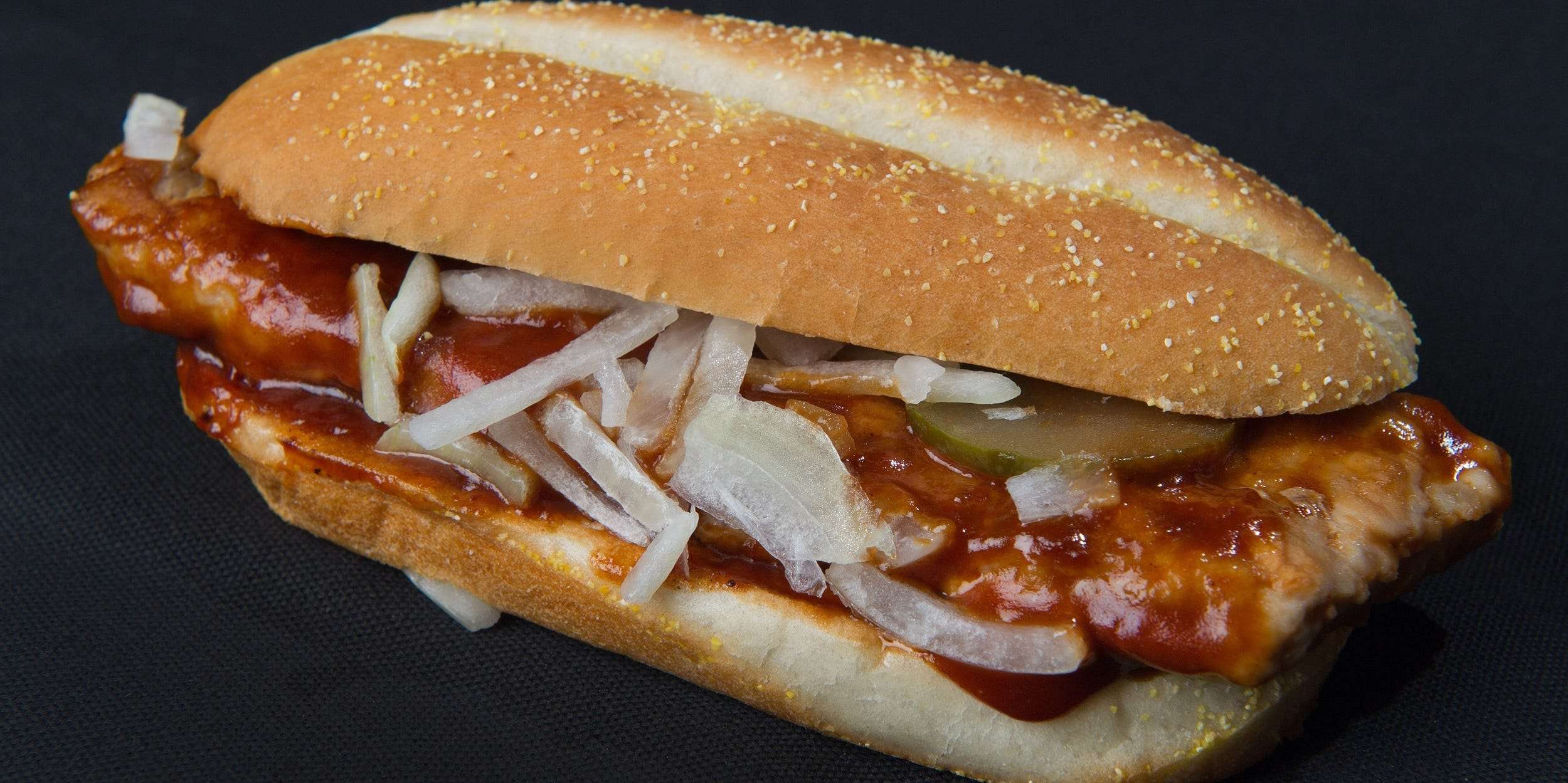 McDonald's McRib Is Returning To Menus Across America For The First ...