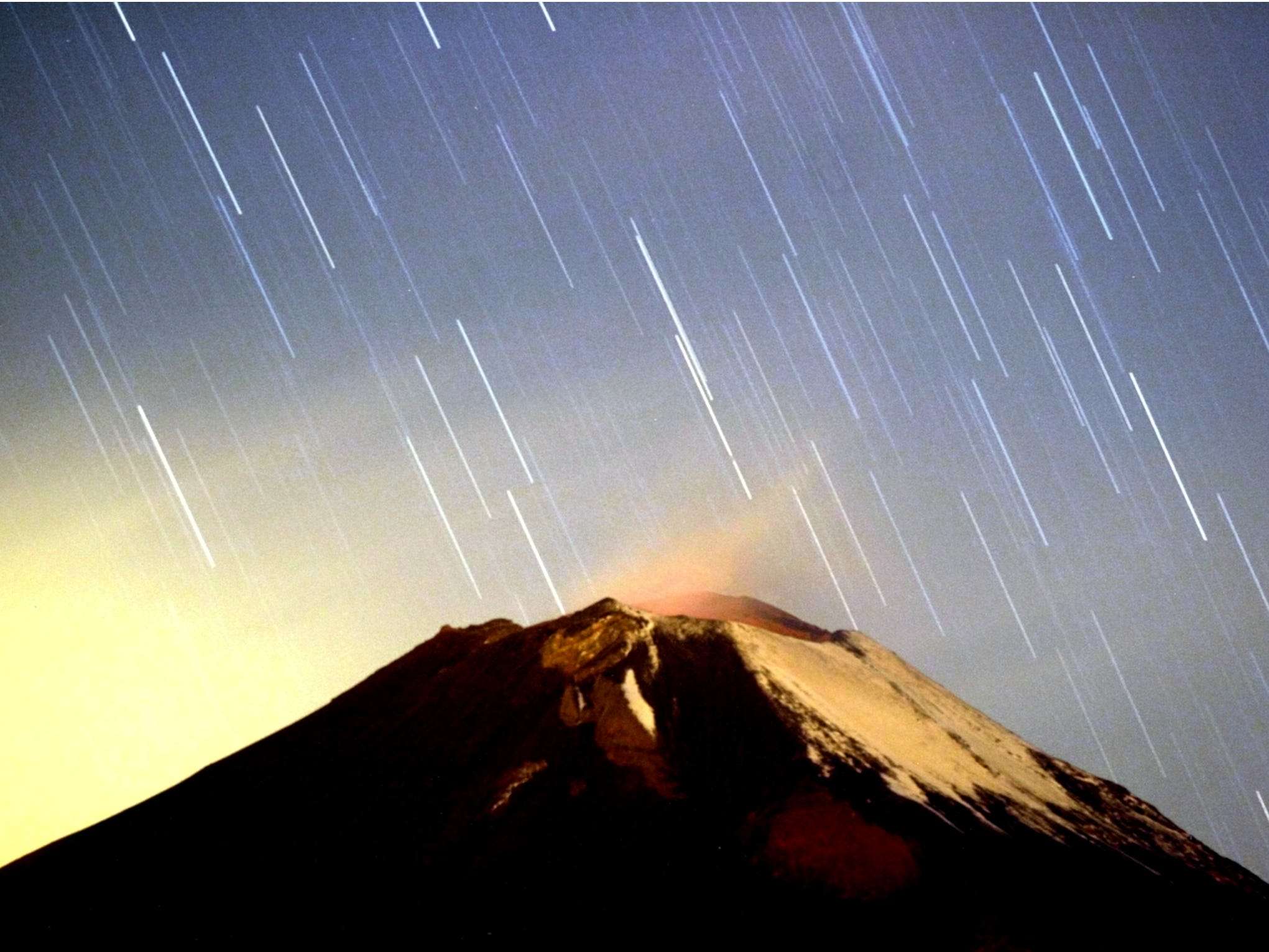 The Geminids Meteor Shower Peaks This Weekend, With Hundreds Of ...