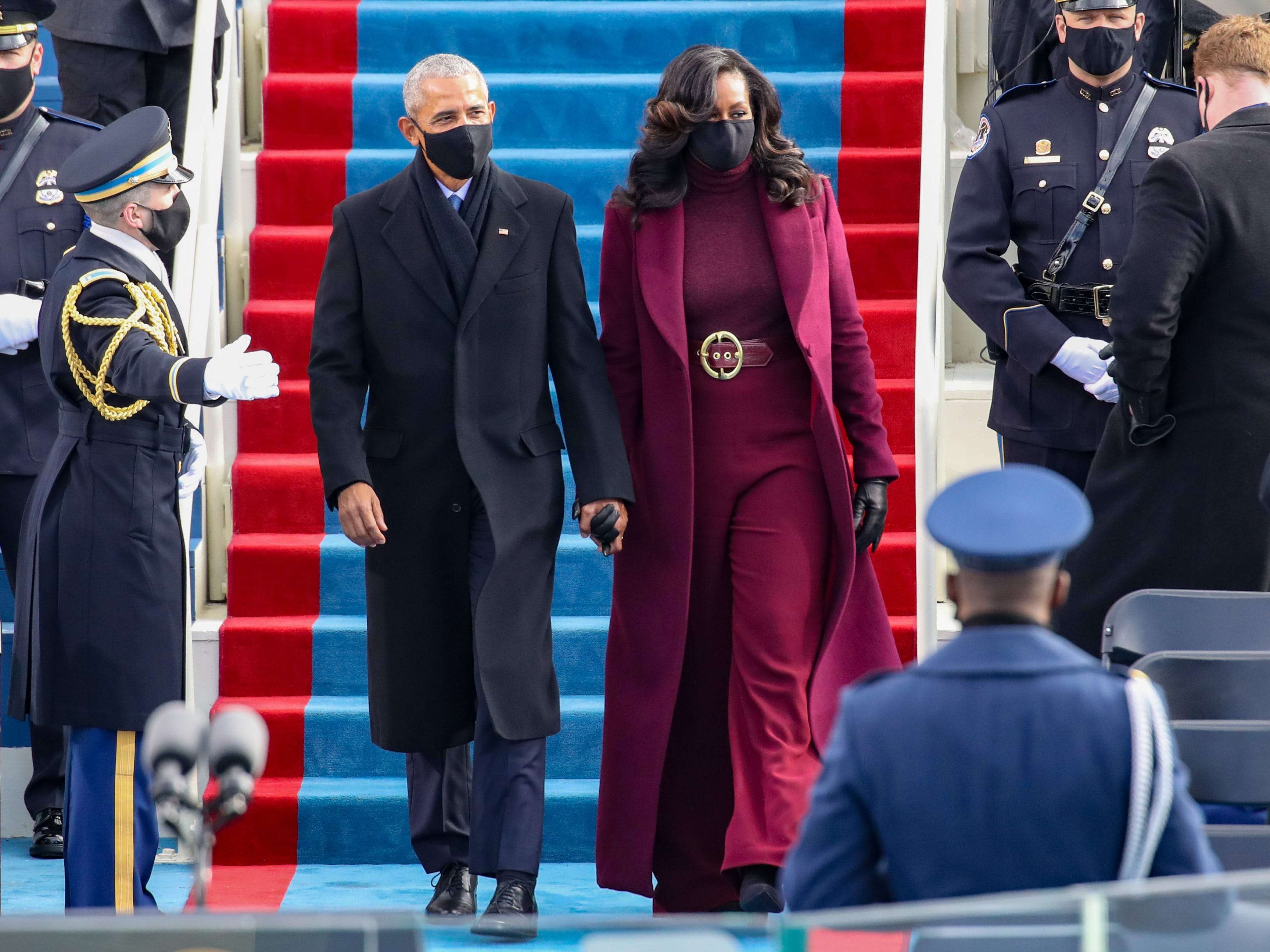 Michelle Obama Fans Compare Her Stunning Inauguration Outfit To The Modest Look She Wore To The Same Event For Trump Business Insider India