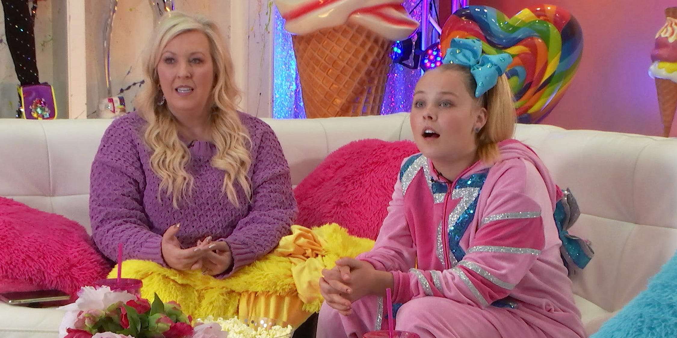 Jojo Siwa Confirms Shes A Part Of The Lgbtq Community And Says Shes