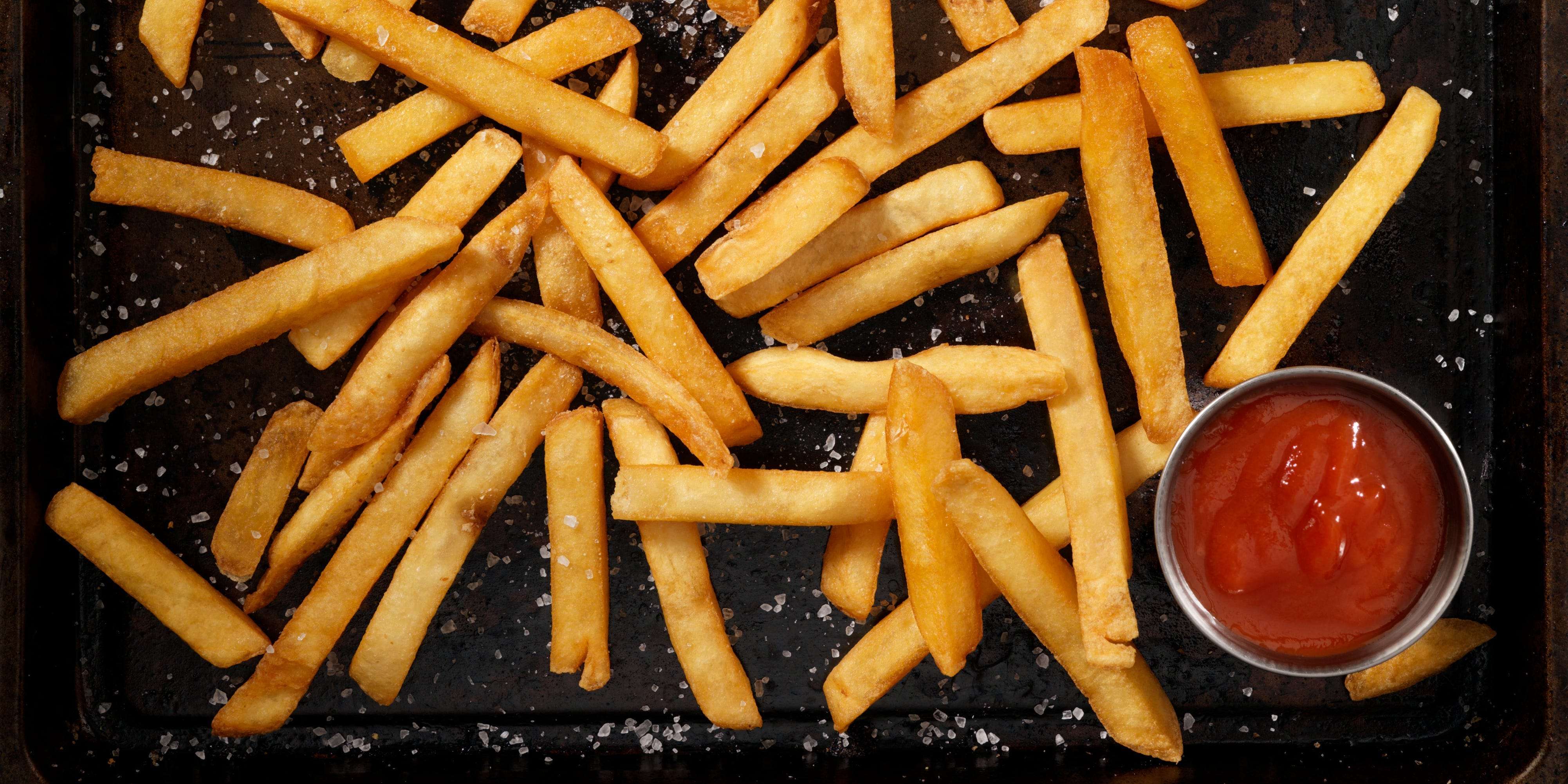 the-4-best-ways-to-reheat-leftover-fries-for-extra-crispiness