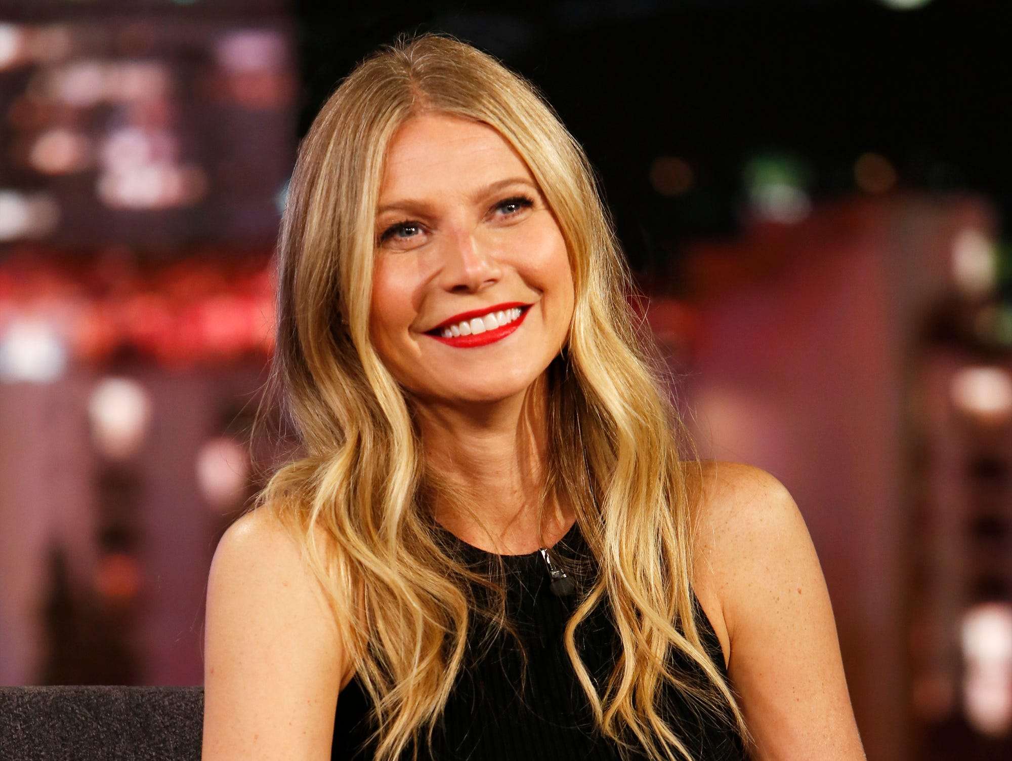 gwyneth-paltrow-is-using-an-intuitive-fasting-diet-to-treat-lingering