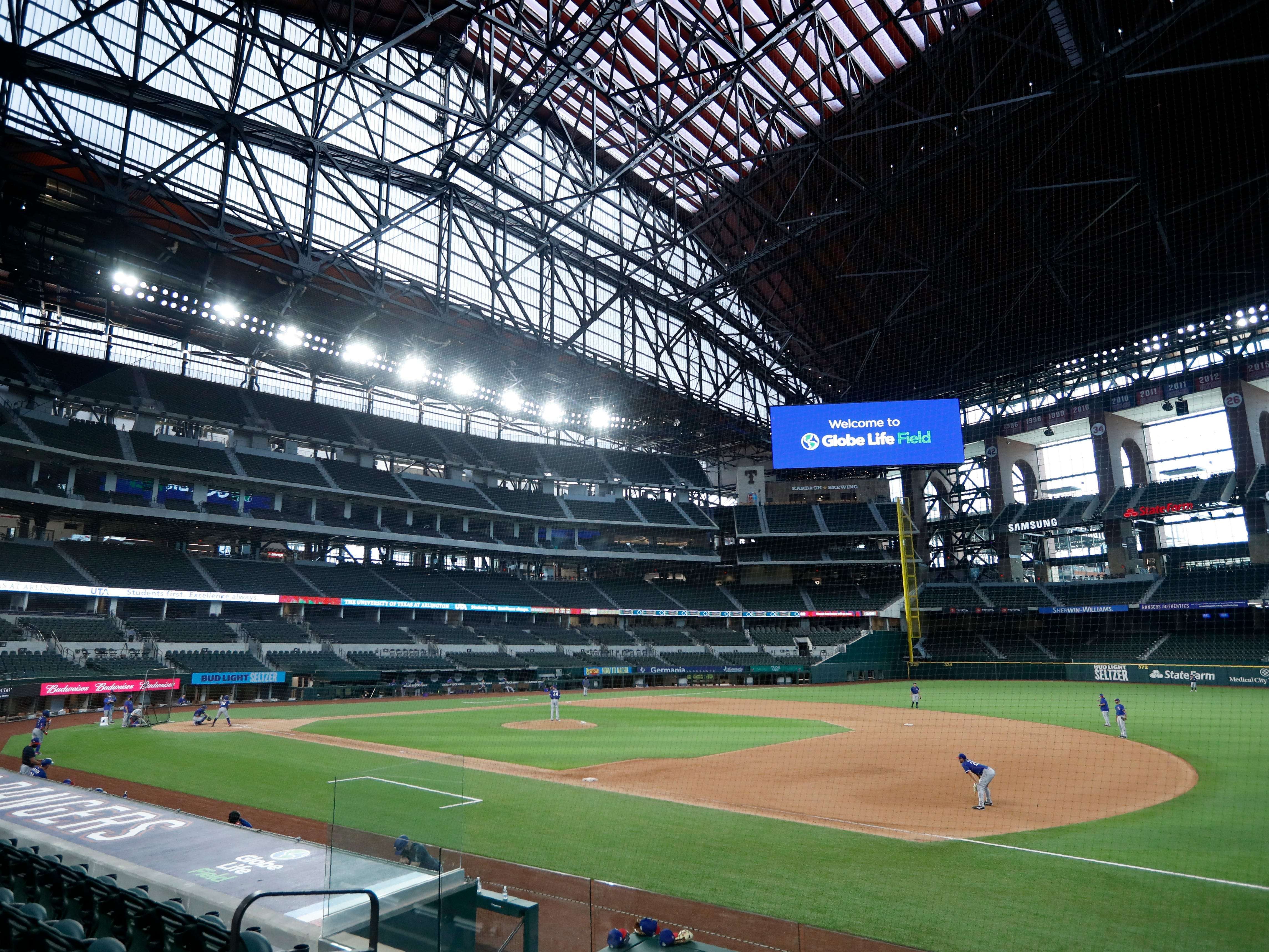 Yankees broadcaster rips Texas Rangers' decision to allow 100 stadium