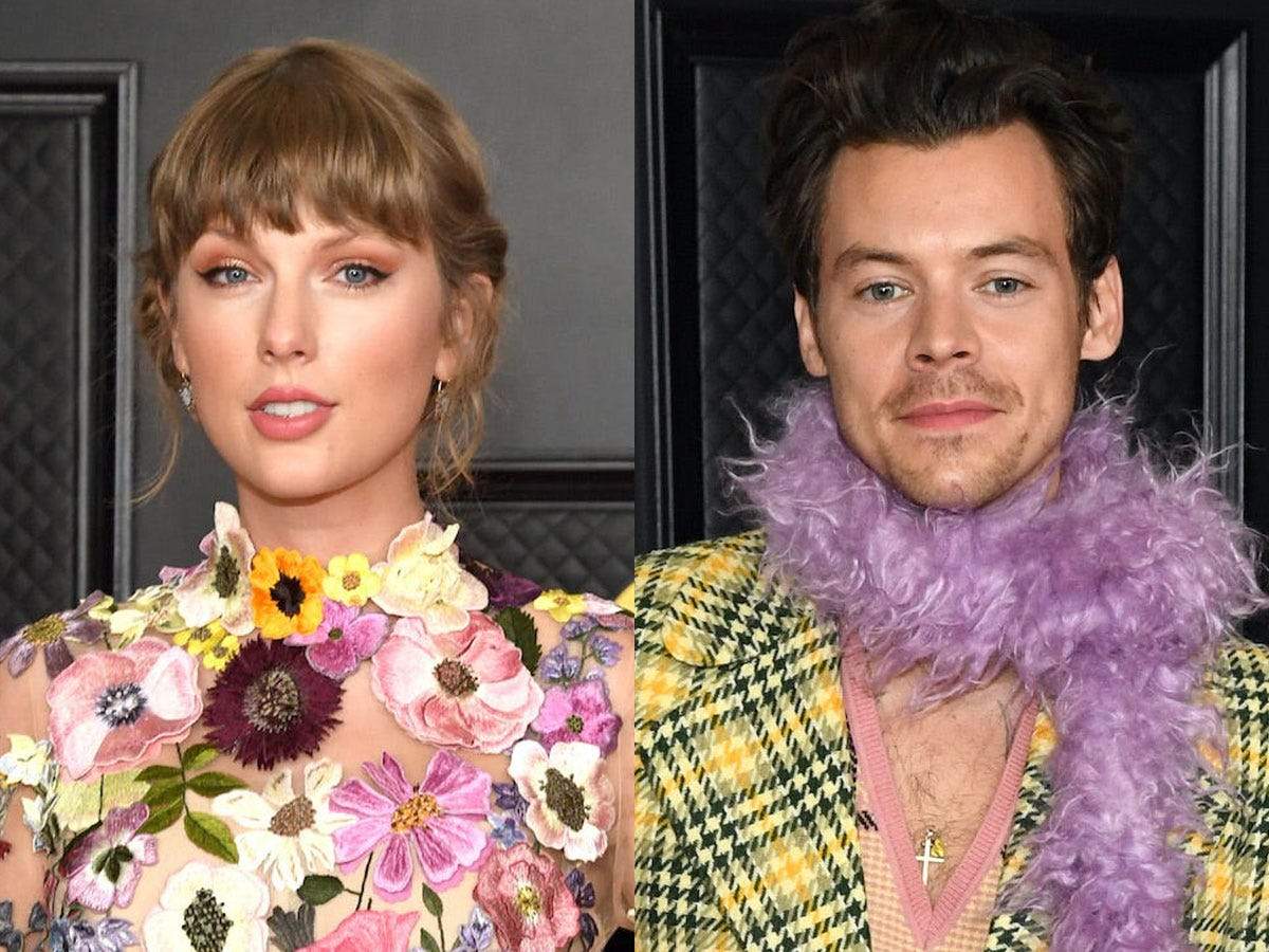 Feather boas are trending, thanks to Harry Styles' Grammys look