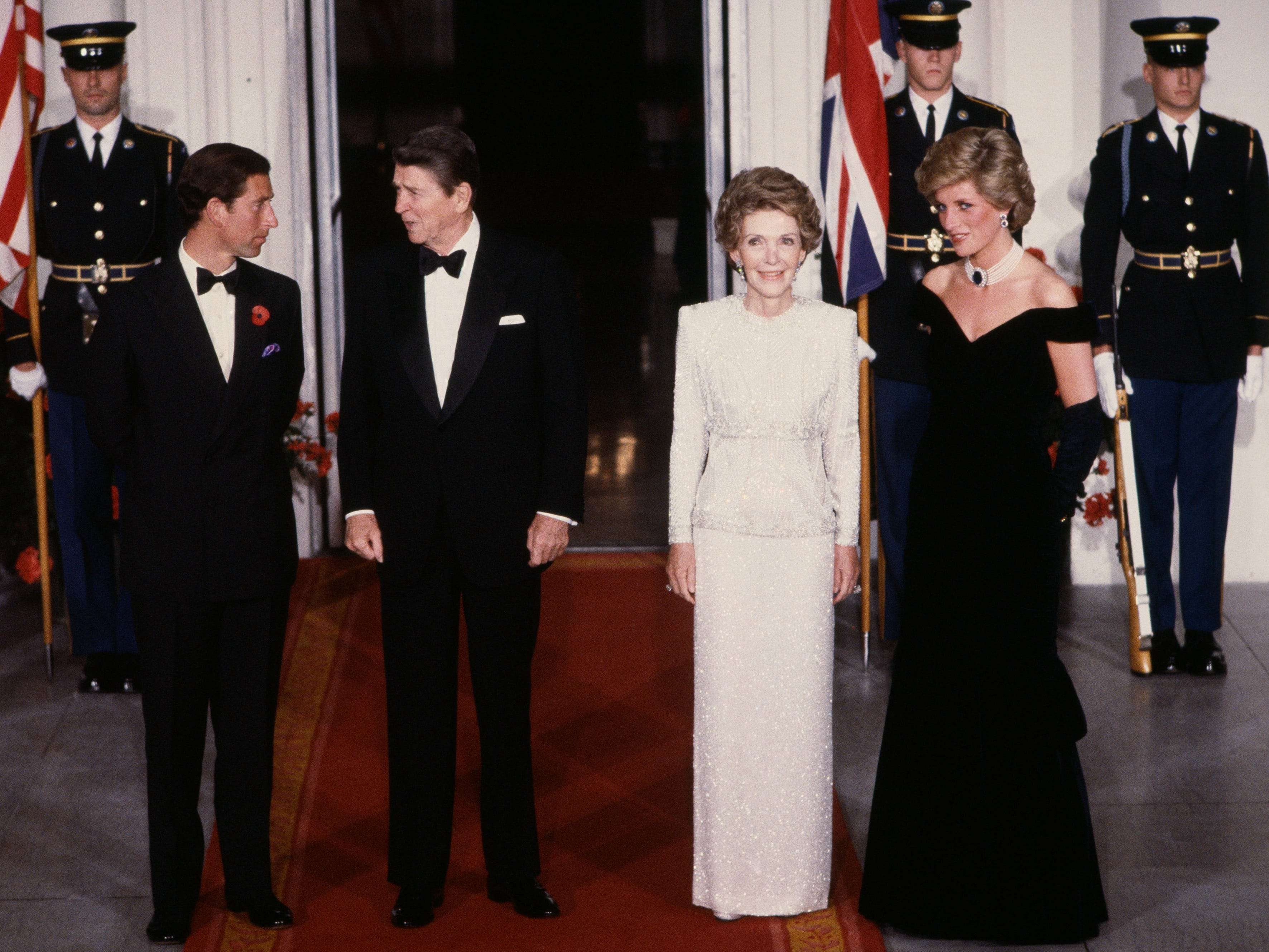 Princess Diana Was 'visibly Blushing' While Dancing With Neil Diamond 