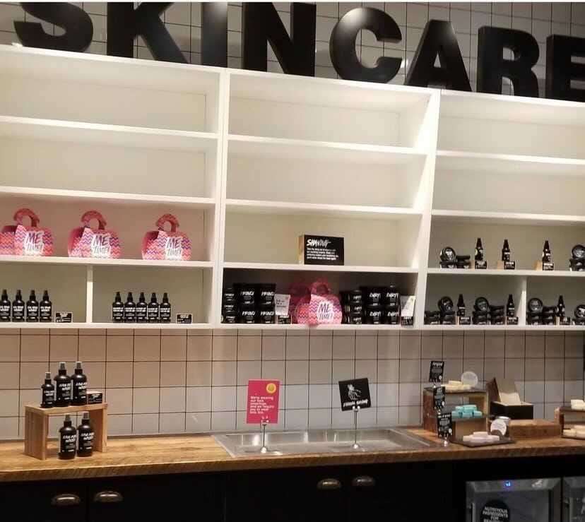 Lush store shelves are bare as beauty company says its experiencing major supply chain woes