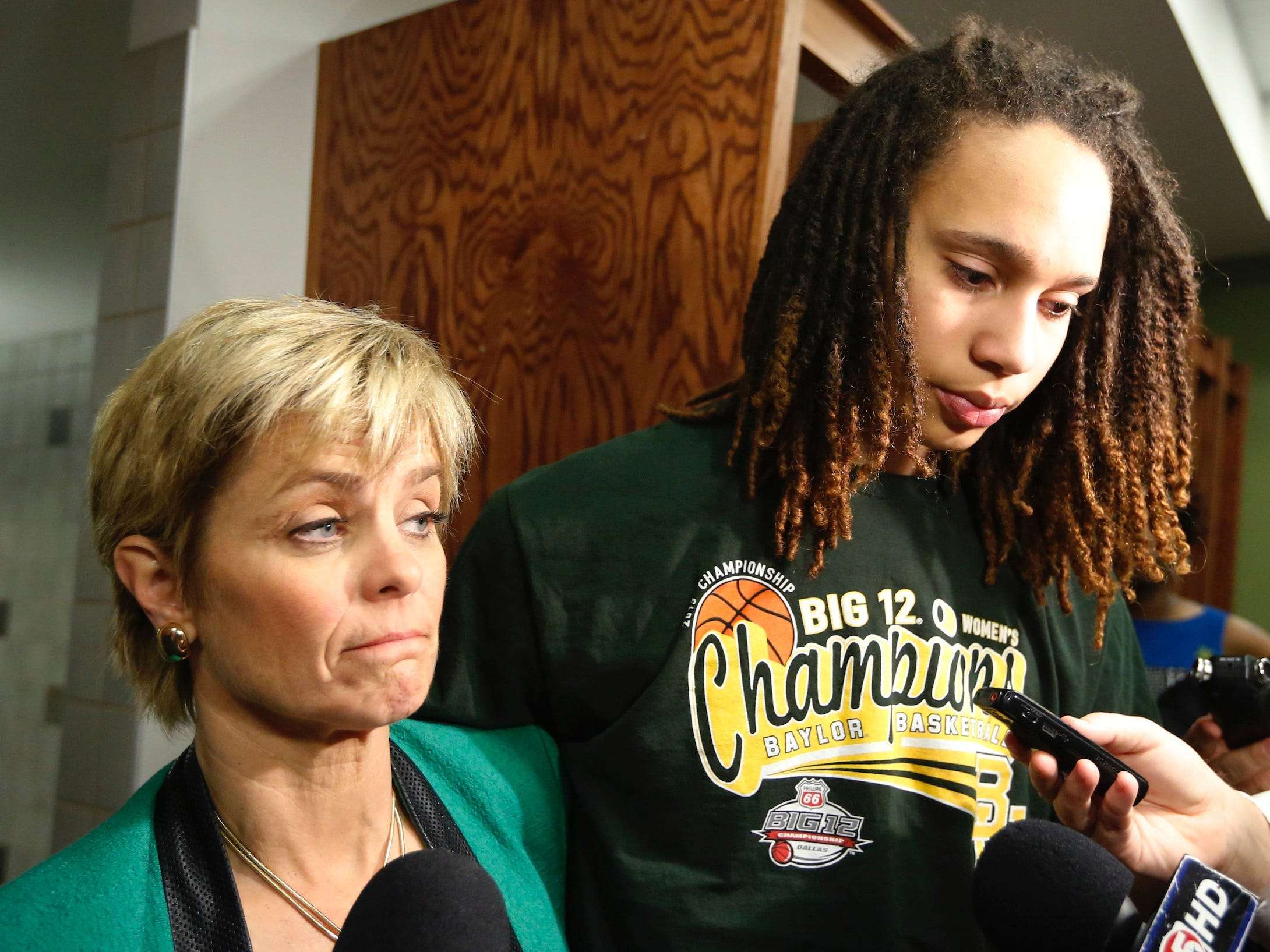 Former ESPN reporter says Kim Mulkey tried to get her fired after a