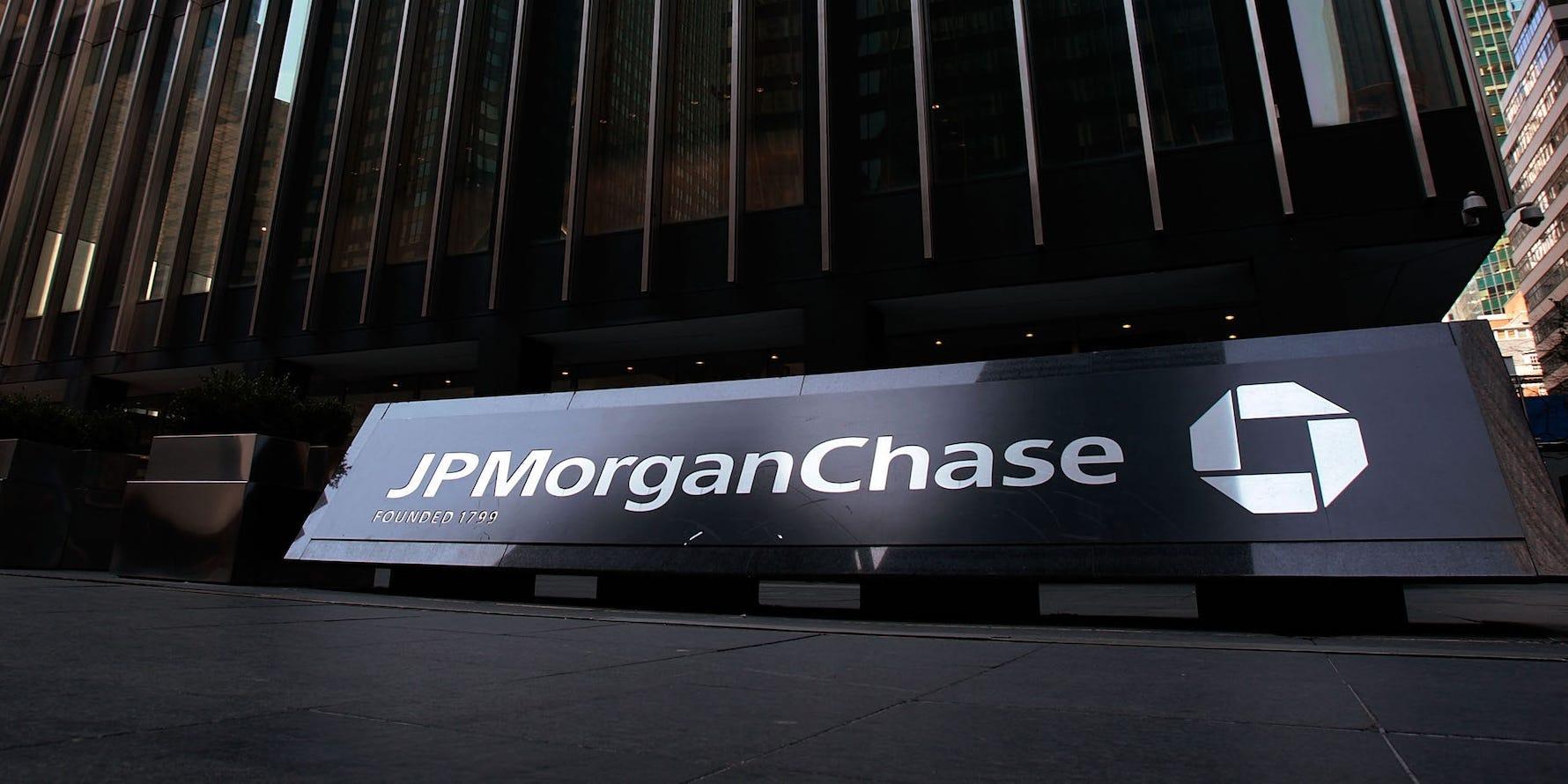 Jpmorgan Chase Wells Fargo And Several Other Banks Plan To Offer Credit Cards To People With 2397