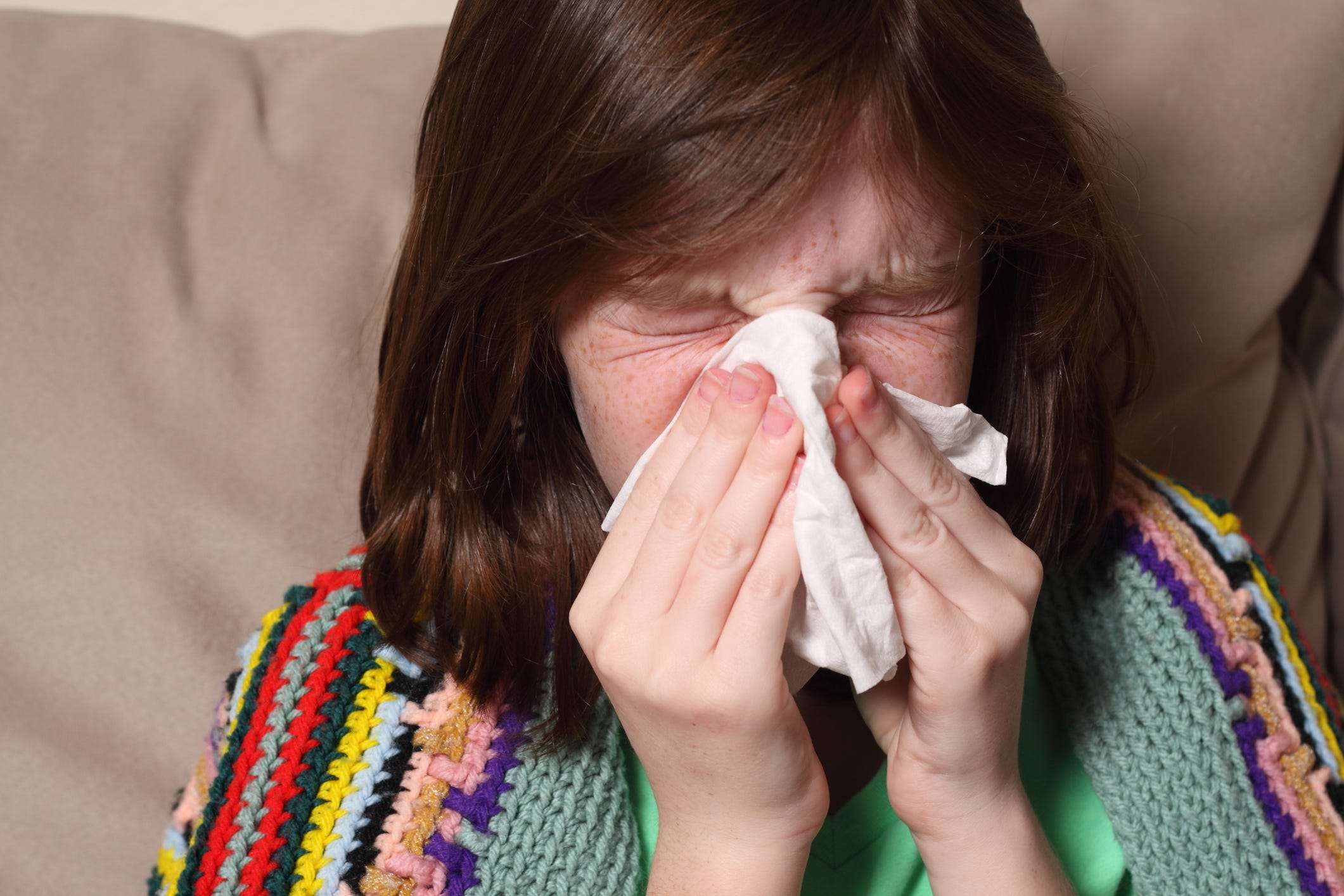 how-to-get-rid-of-a-stuffy-nose-health-cautions