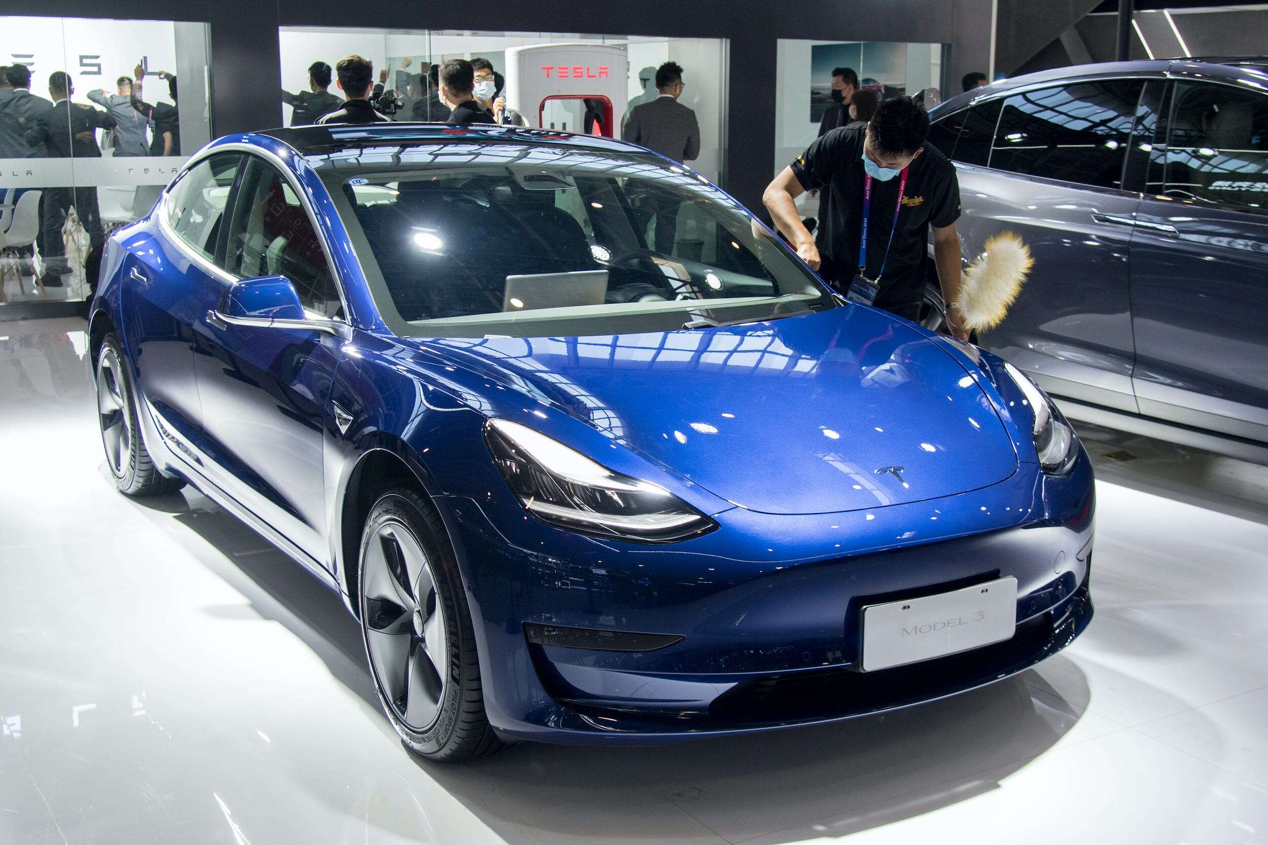 Tesla recalls nearly 8,000 Model 3 and Model Y vehicles over faulty