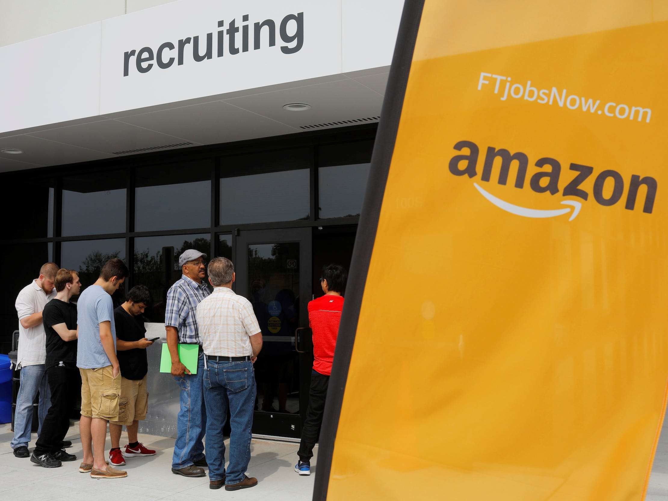 Insiders reveal what it's really like working at Amazon when it comes