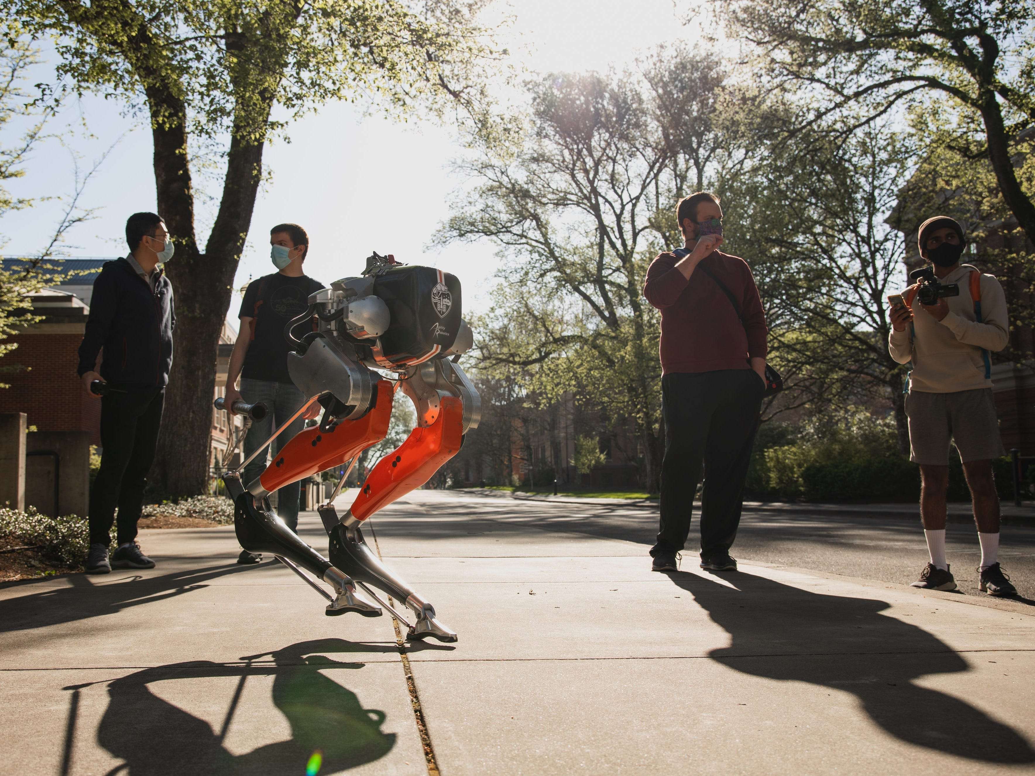 Watch: World’s First Robot Runs 5K , robotics, science, technology, sports, interesting and relevant unbiased news source