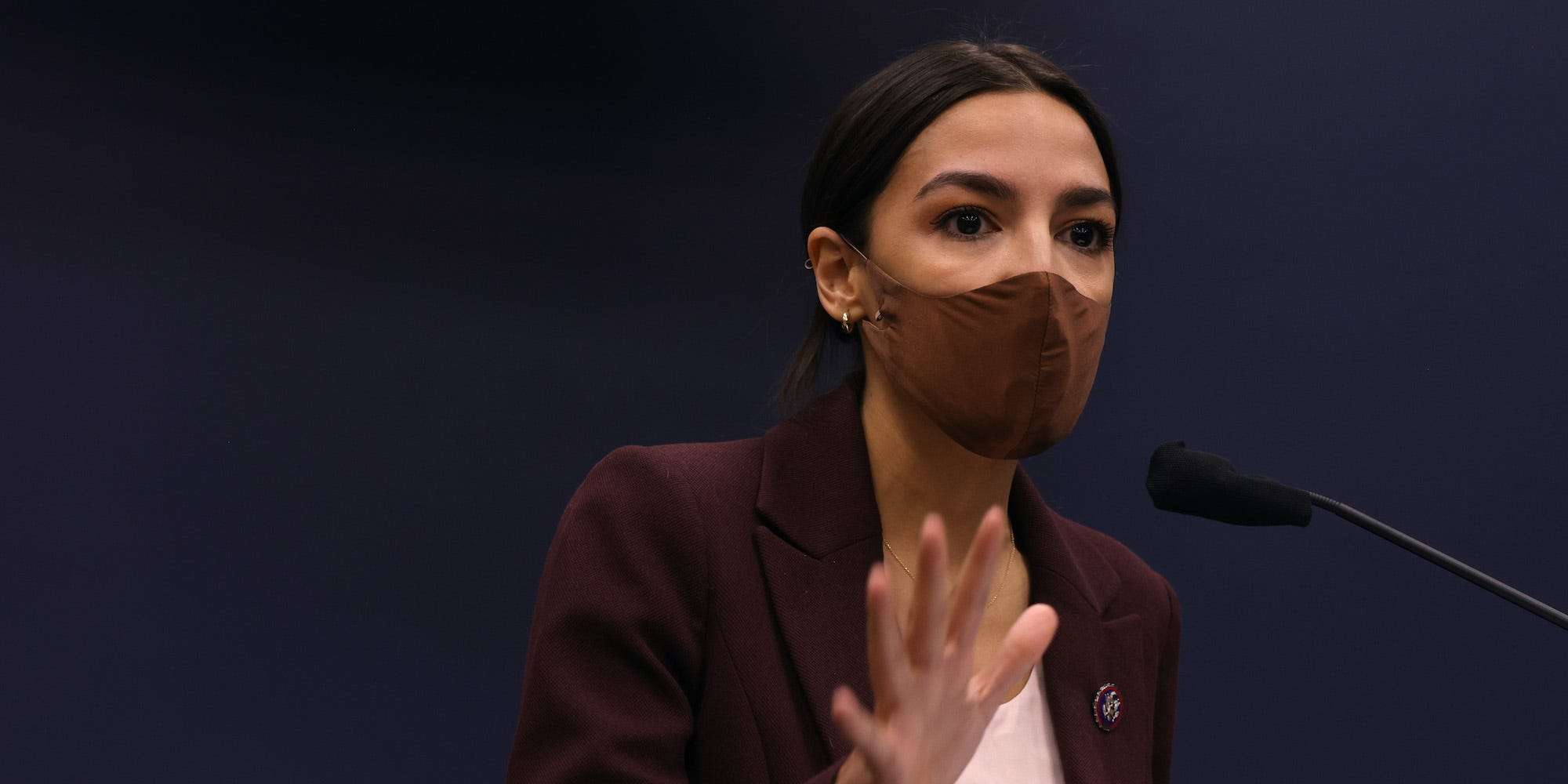 AOC blames 'conservative Democrats' and Biden ...