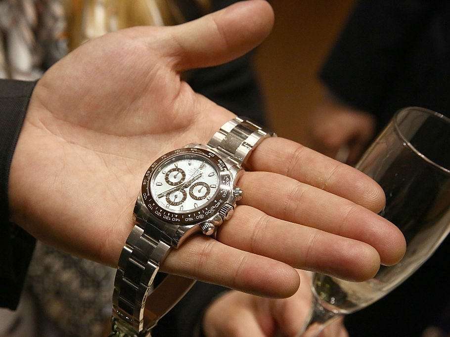 Most Popular Luxury Watch Brands Around World