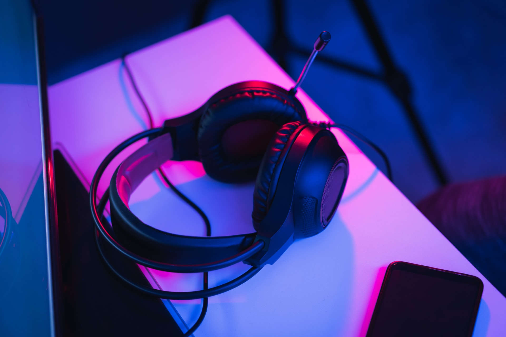 Best gaming headset best sale with a good mic