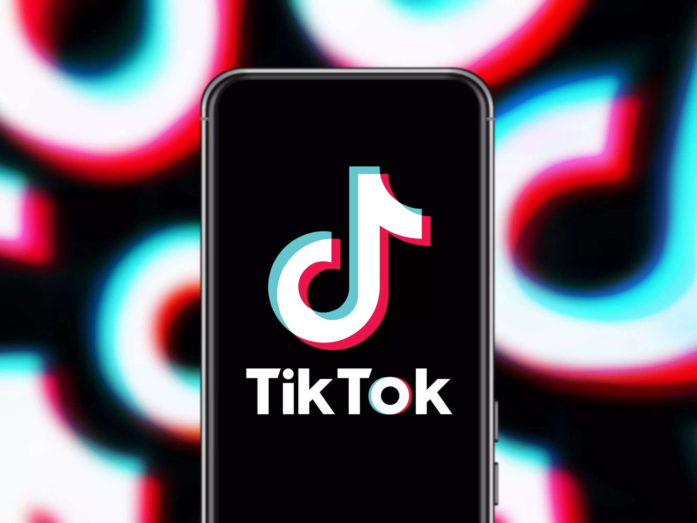 TikTok Trends Everyone's Obsessed About - Jumble