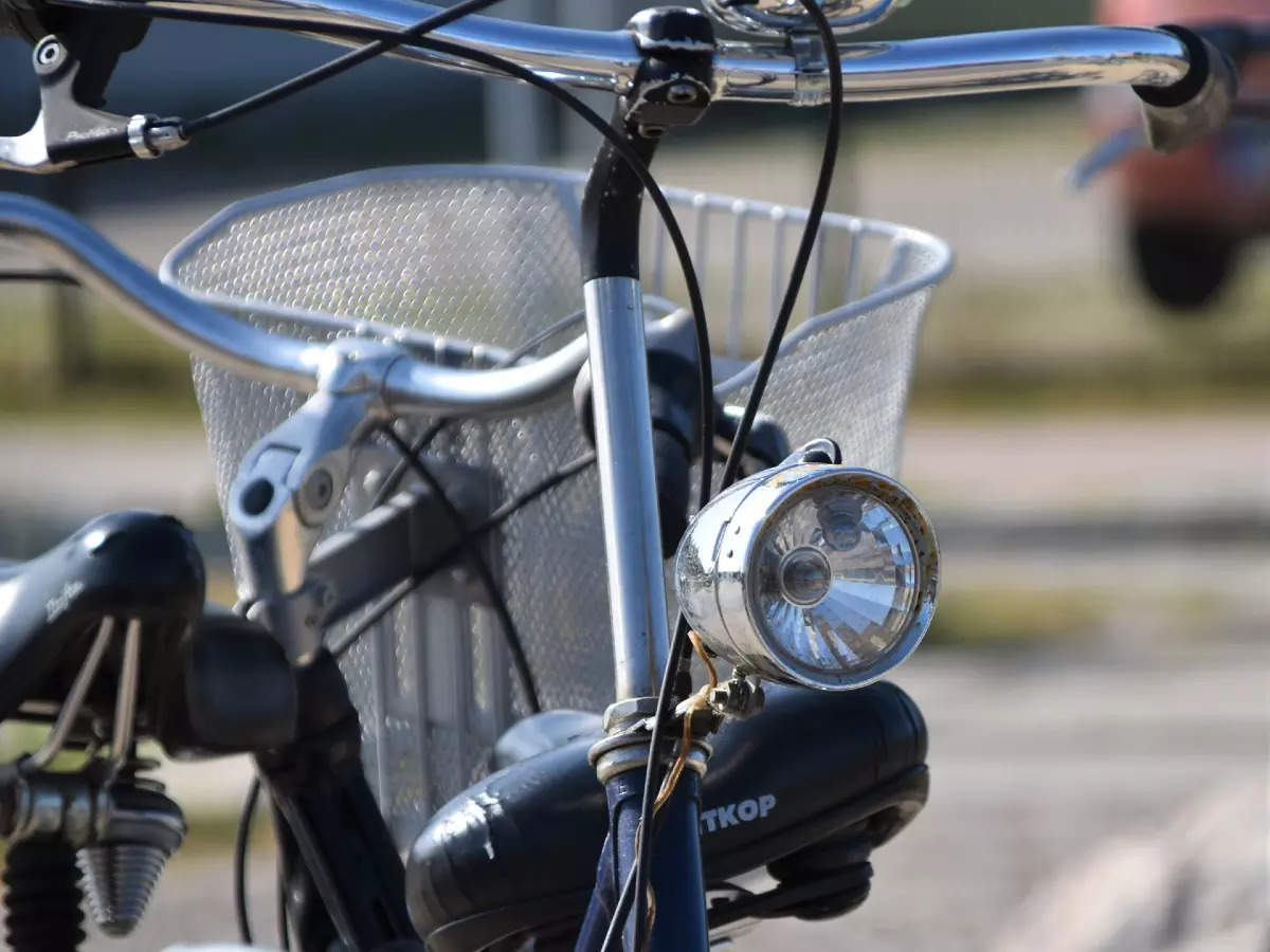 Small front bike online light