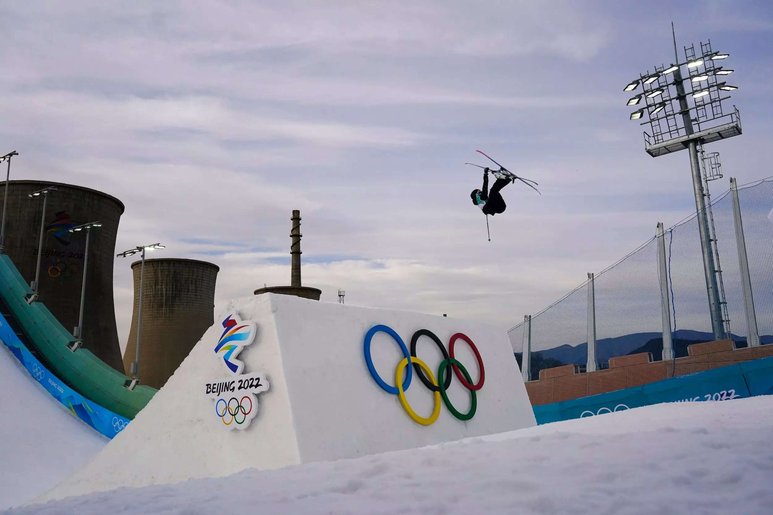 Winter Olympics: 'Snow Princess' Eileen Gu delivers ski big air