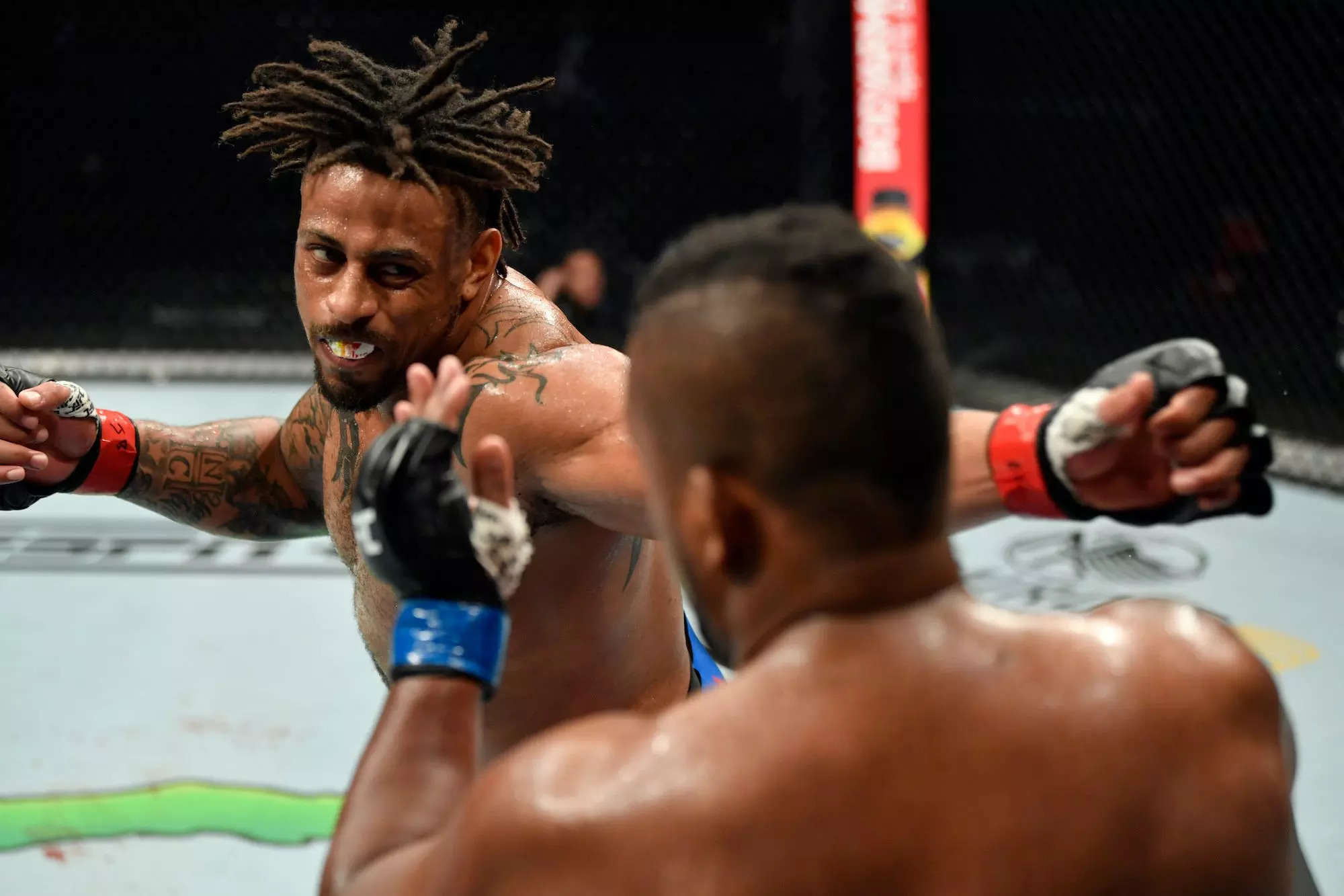 Ufc Heavyweight Greg Hardy Wants To Crossover Into Boxing And Fight