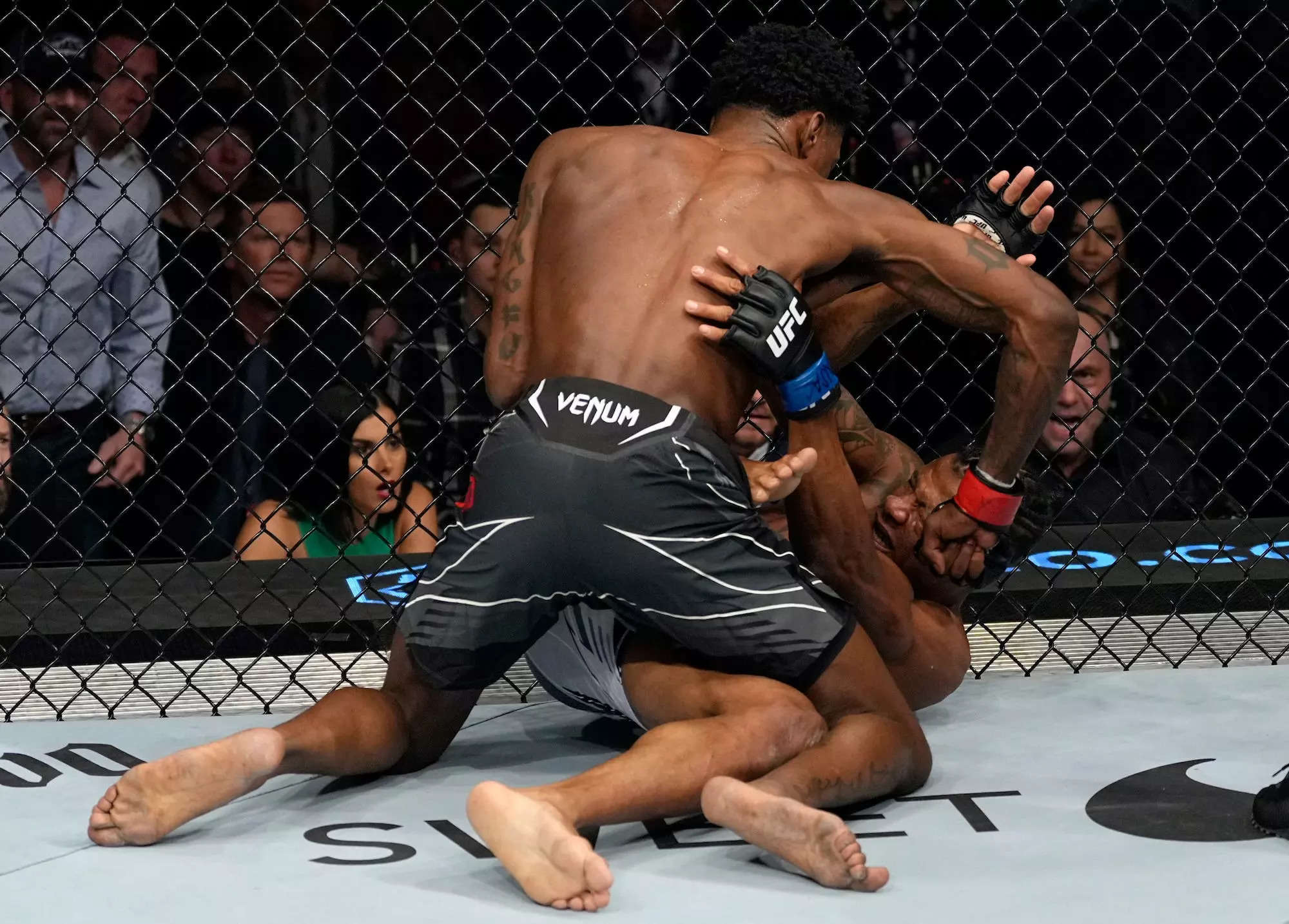 Greg Hardy Got Pummelled in Another Early KO Loss at UFC 272