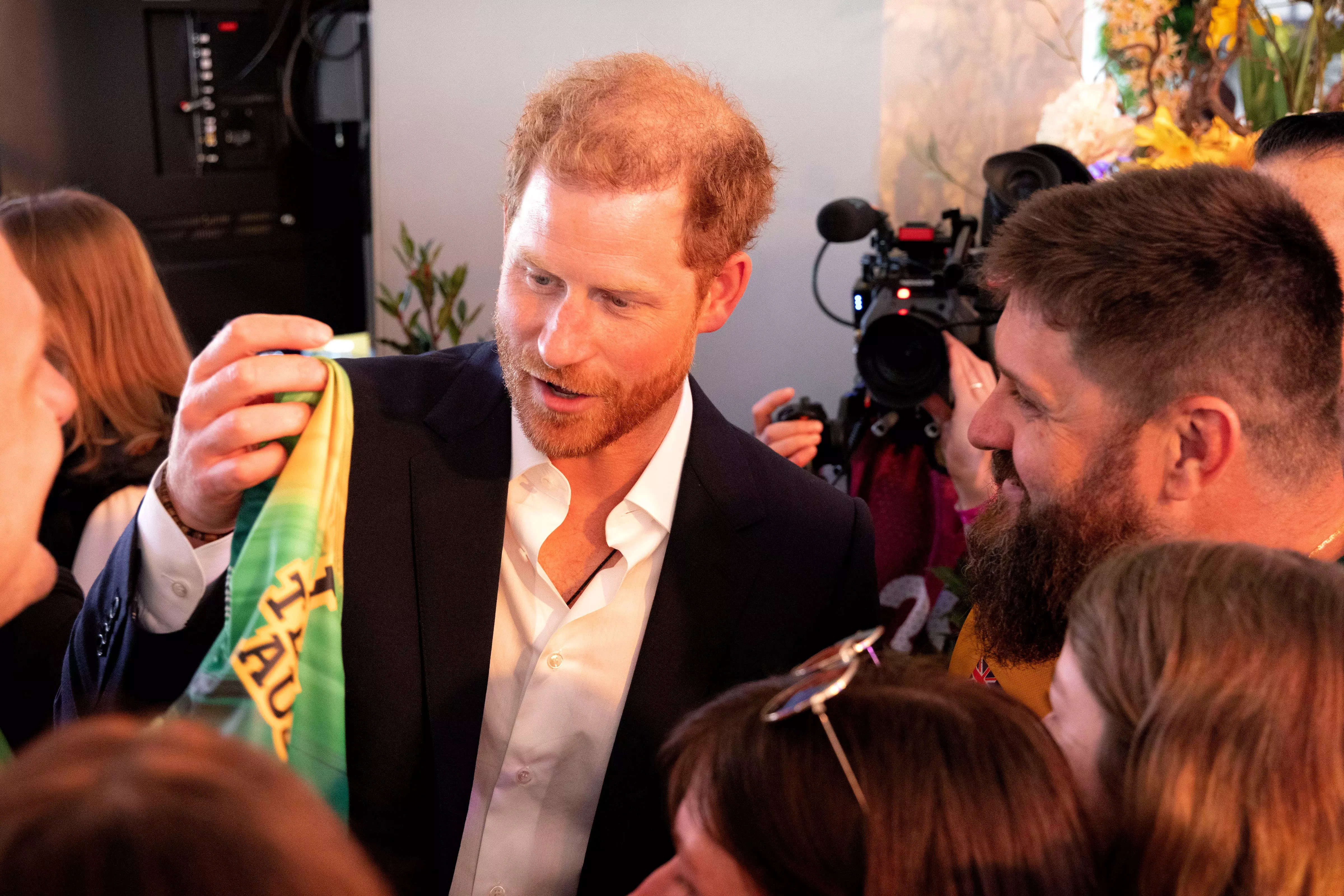 The Invictus Games athletes who gave Prince Harry a cheeky pair of swim ...