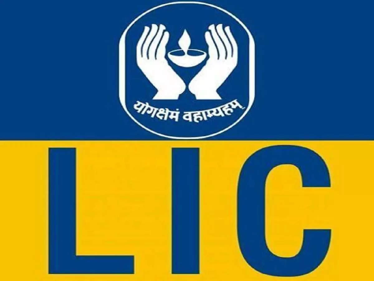 LIC sees lacklustre debut in stock market; lists at over 8% discount - The  Hindu