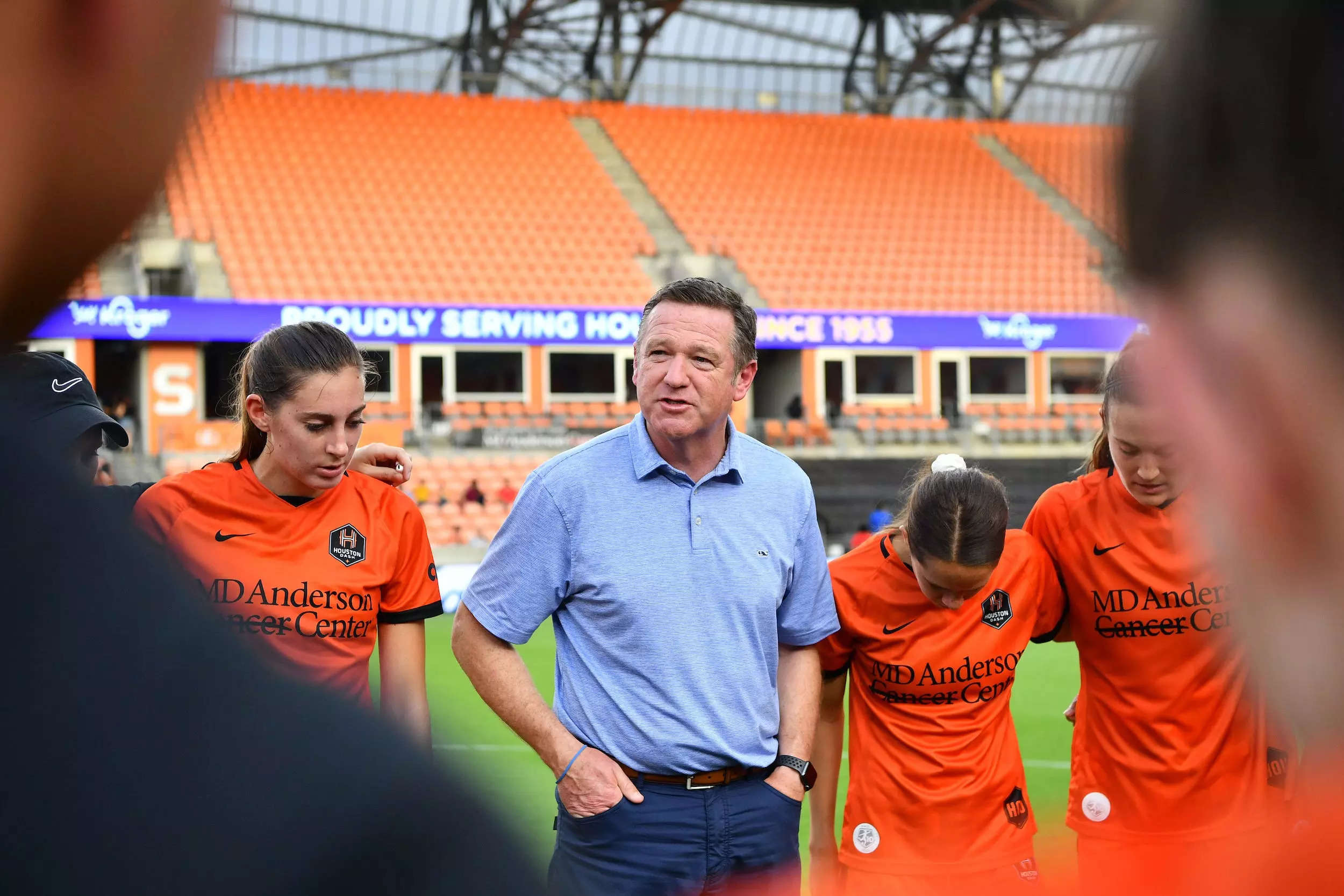 another-nwsl-head-coach-has-been-suspended-due-to-an-investigation-into