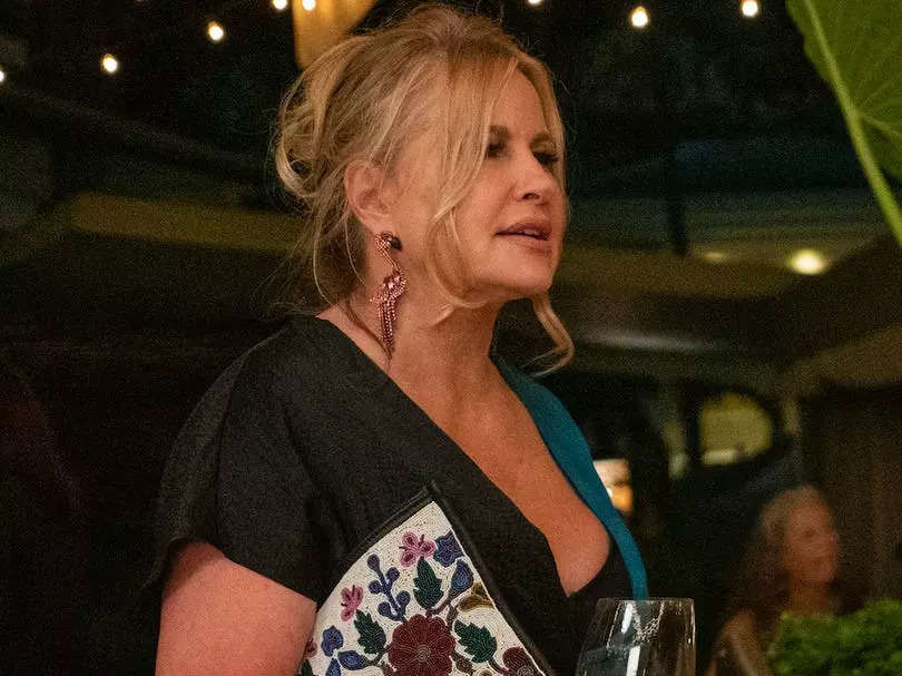 Jennifer Coolidge Says She Slept With 200 People After Playing Milf Stiflers Mom In 