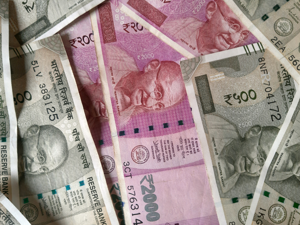 30 dollar deals in indian rupees