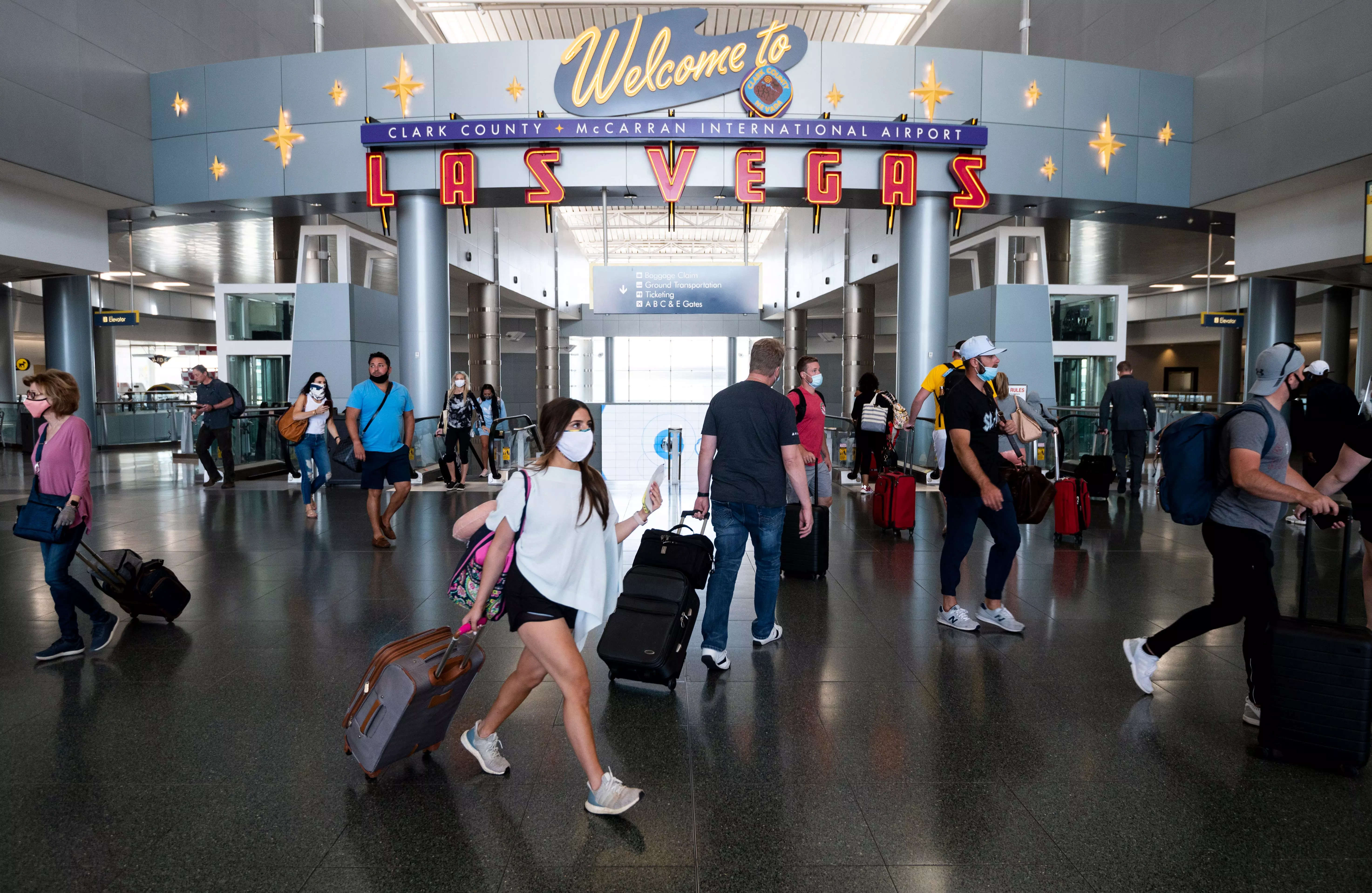 Passengers ran through security without being screened at Las Vegas