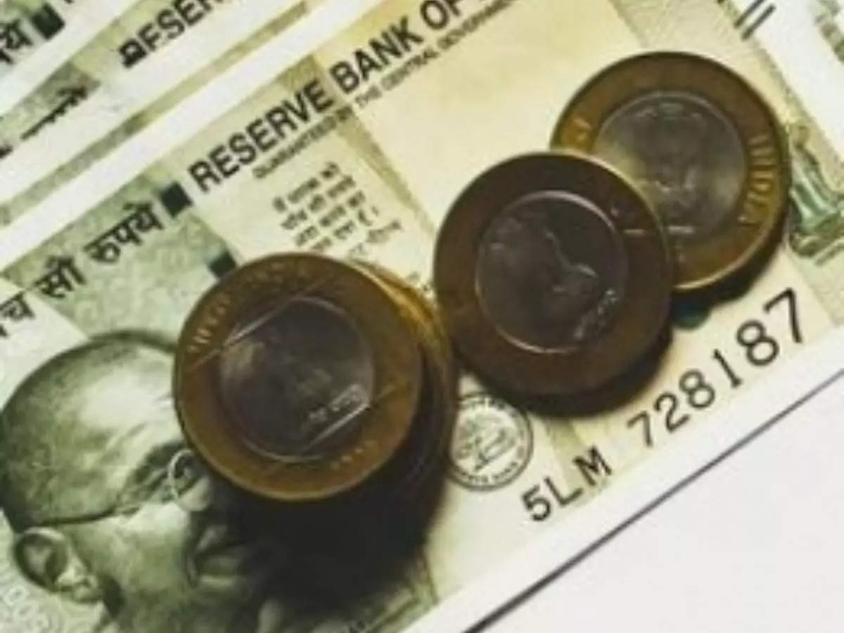 Rupee Rises 6 Paise To 79.86 Against US Dollar In Early Trade ...