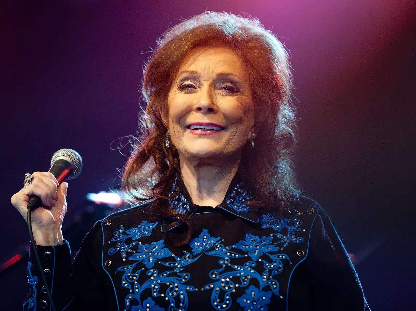 Country-music Icon Loretta Lynn Dead At 90 | Business Insider India