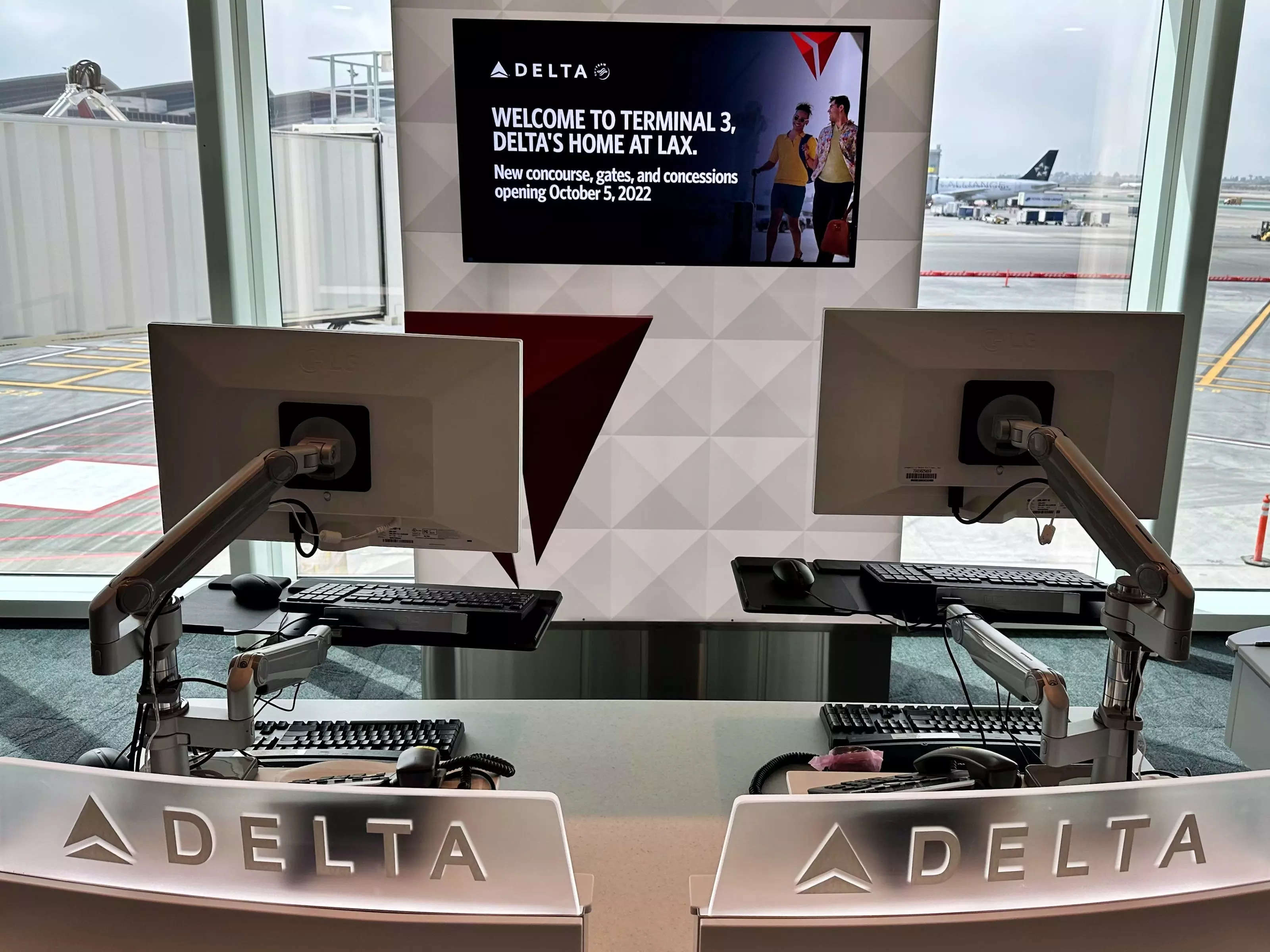 Delta Air Lines Just Unveiled 9 New Gates At LAX As Part Of 2 3   Master 