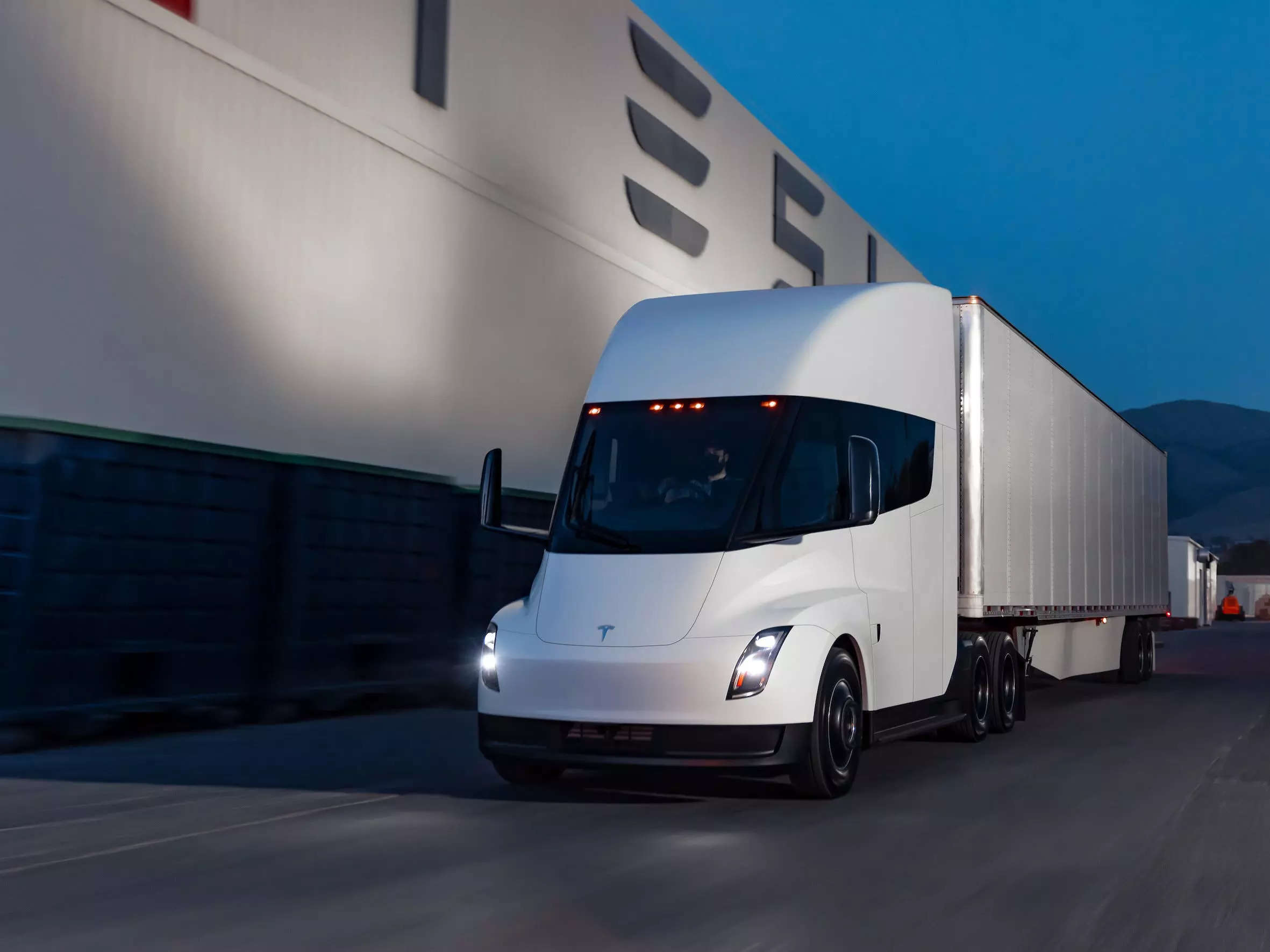 Elon Musk Said Tesla Will Deliver Its First Super Fun To Drive Semi