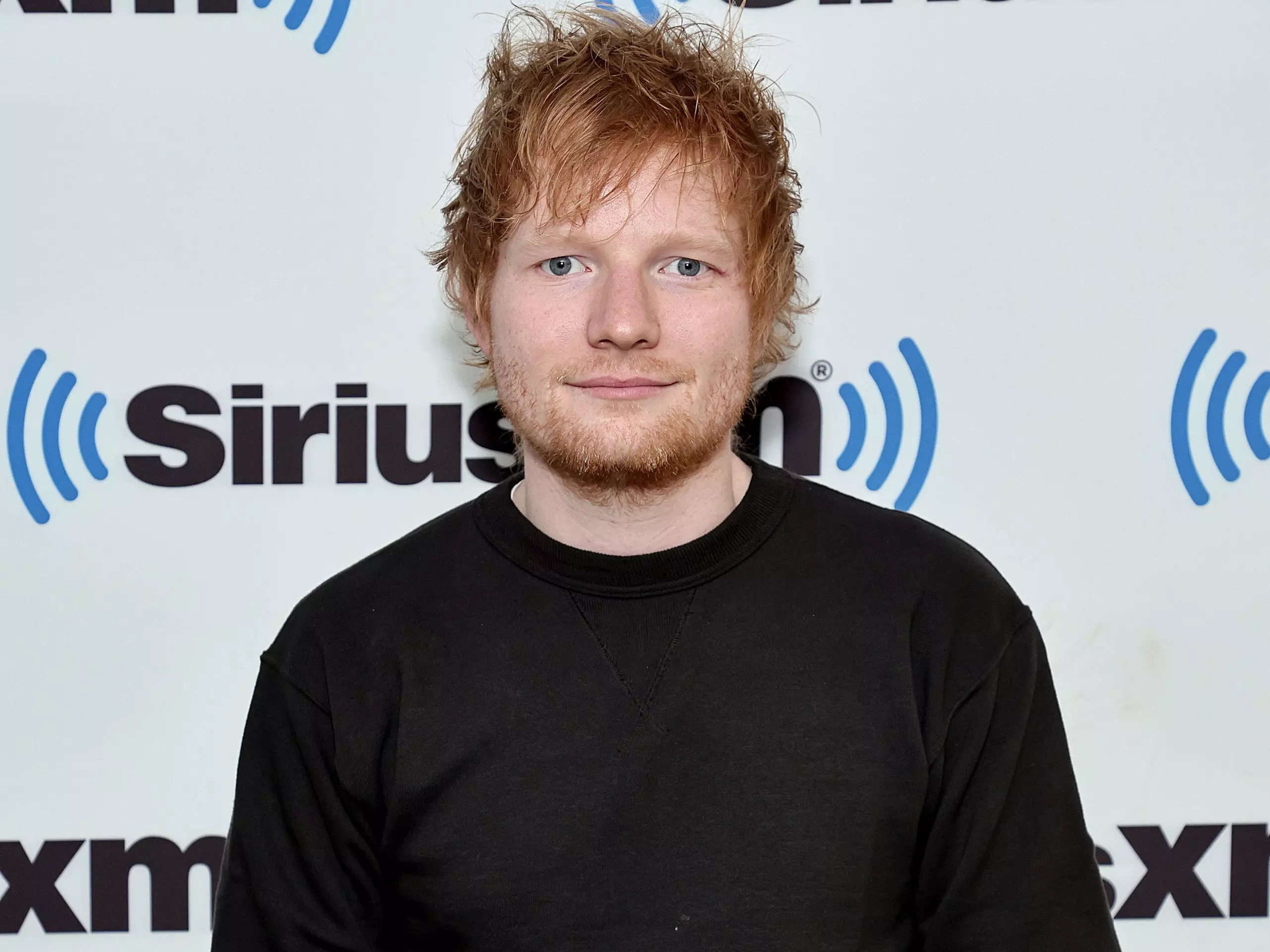 ed-sheeran-reveals-he-lost-the-no-time-to-die-theme-song-to-billie