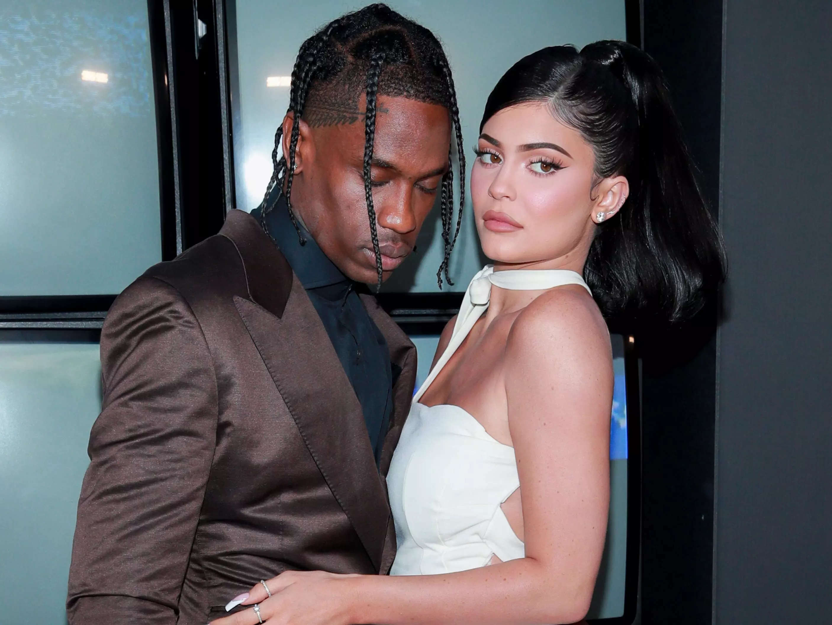 Travis Scott Denies Cheating On Kylie Jenner With A Woman Claiming To ...