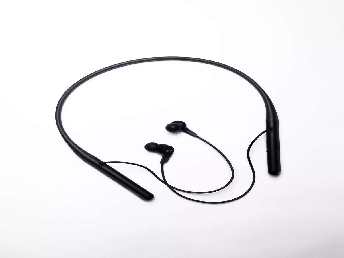 Best bluetooth neckband 2025 headphones under 2000