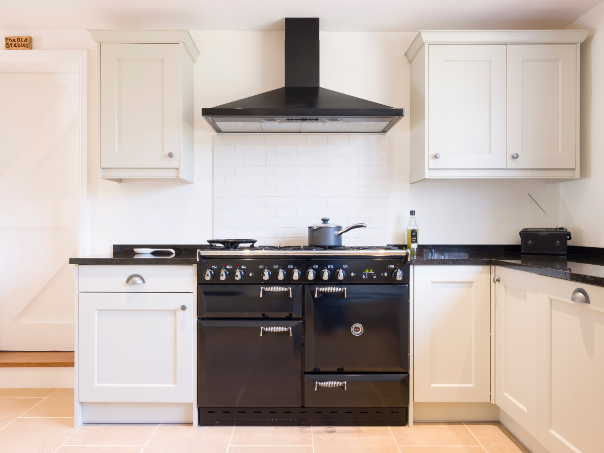 Best kitchen deals chimney under 5000