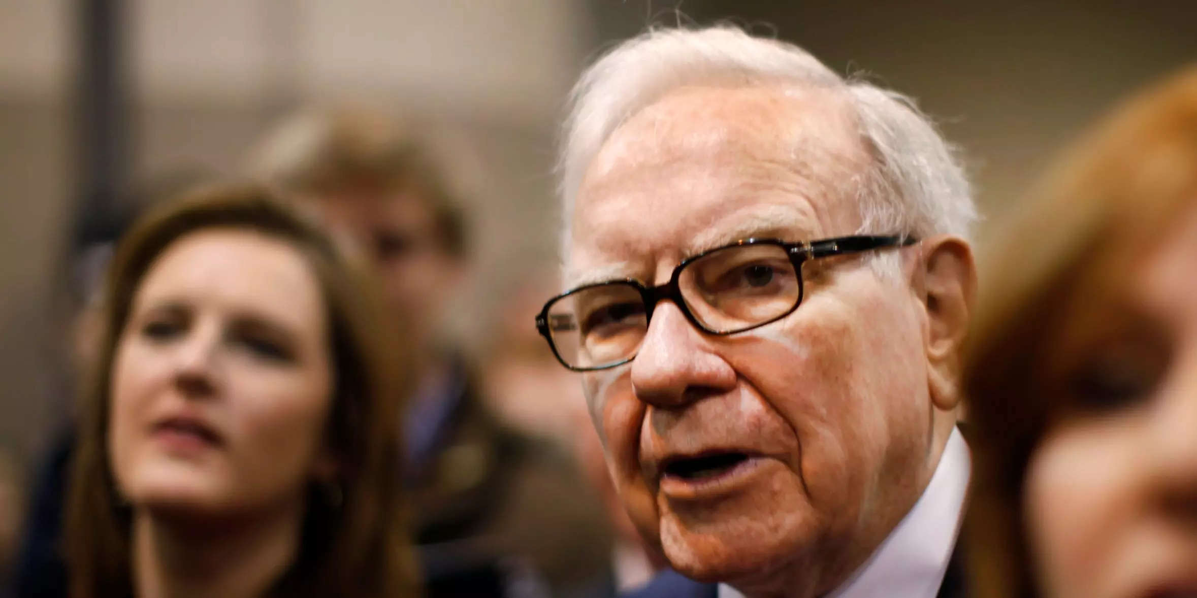 Warren Buffett's Berkshire Hathaway now has $11 billion riding on 5 ...