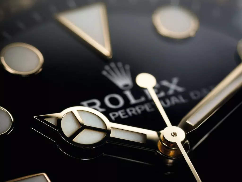 Navigating The Rolex Resale Market: A Comprehensive Guide | Value Your Watch