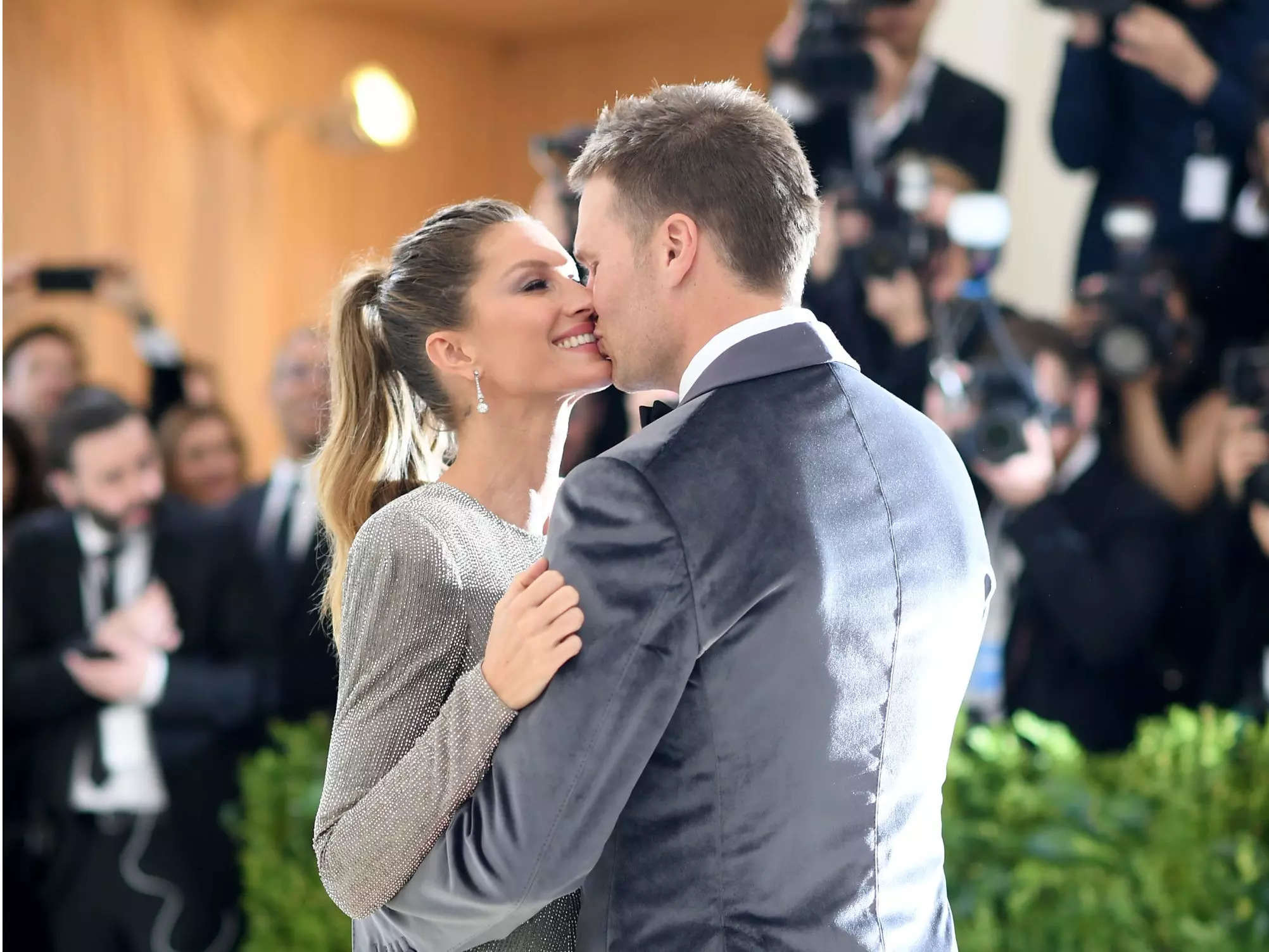 Tom Brady Posts Epic Flex Photo With 7 Super Bowl Rings