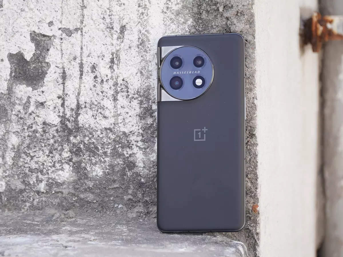 OnePlus 11 5G launched with 100W SuperVOOC Charging: Check price, specs and  more