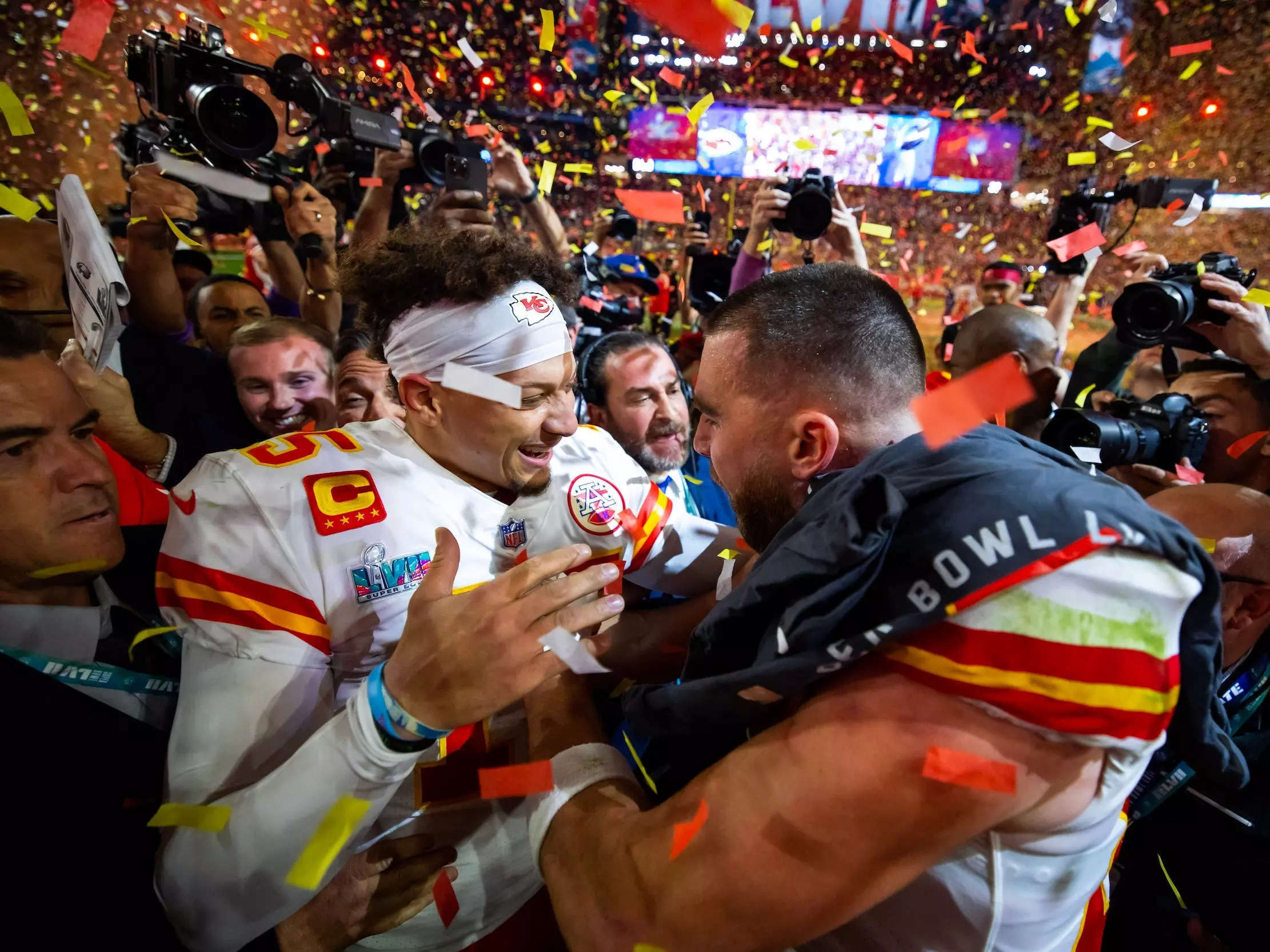 OMG! Kansas City Chiefs Super Bowl Title Ring Ceremony