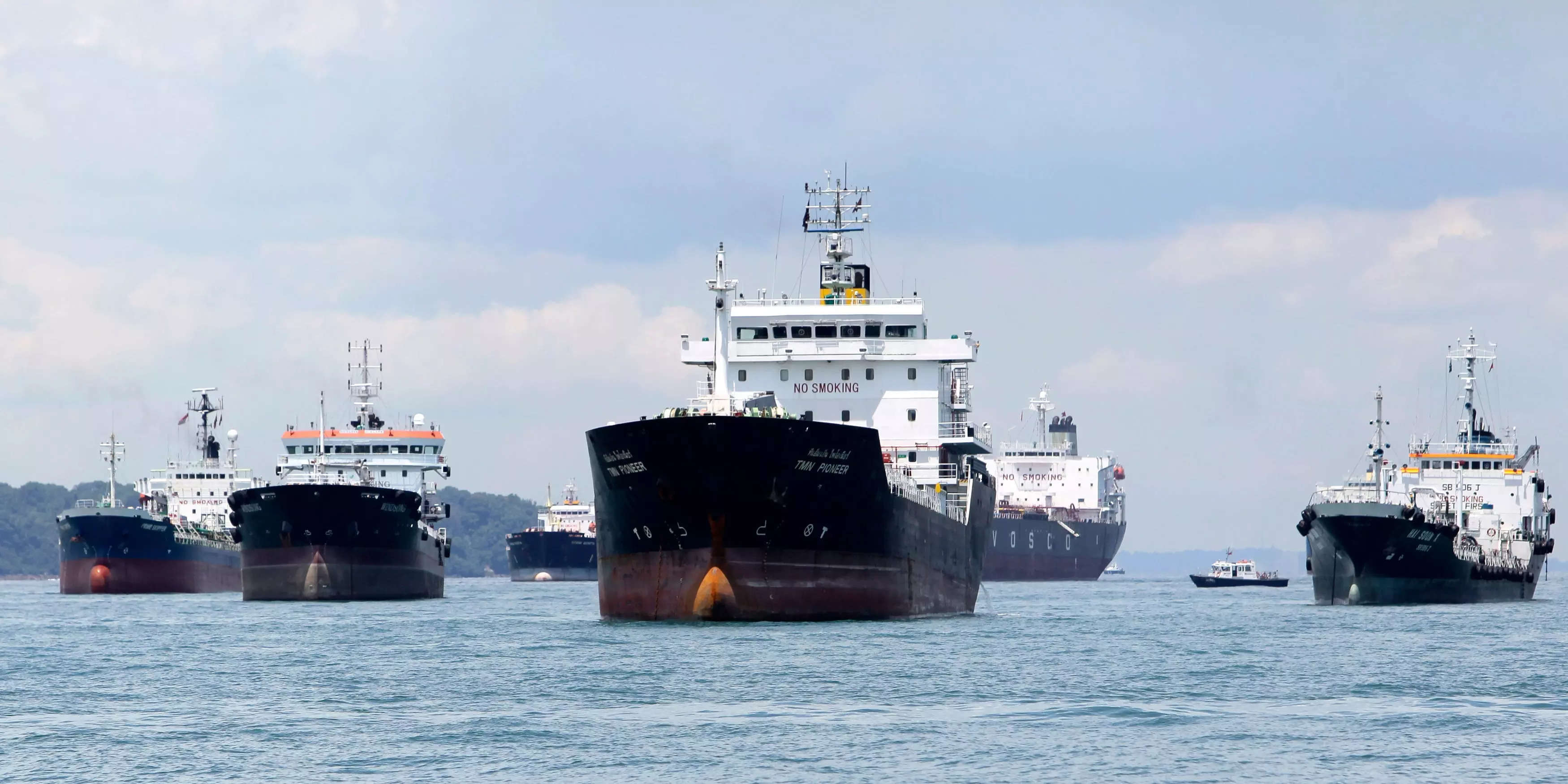 Russia Put Together A Shadow Fleet Of Oil Tankers To Beat Western ...