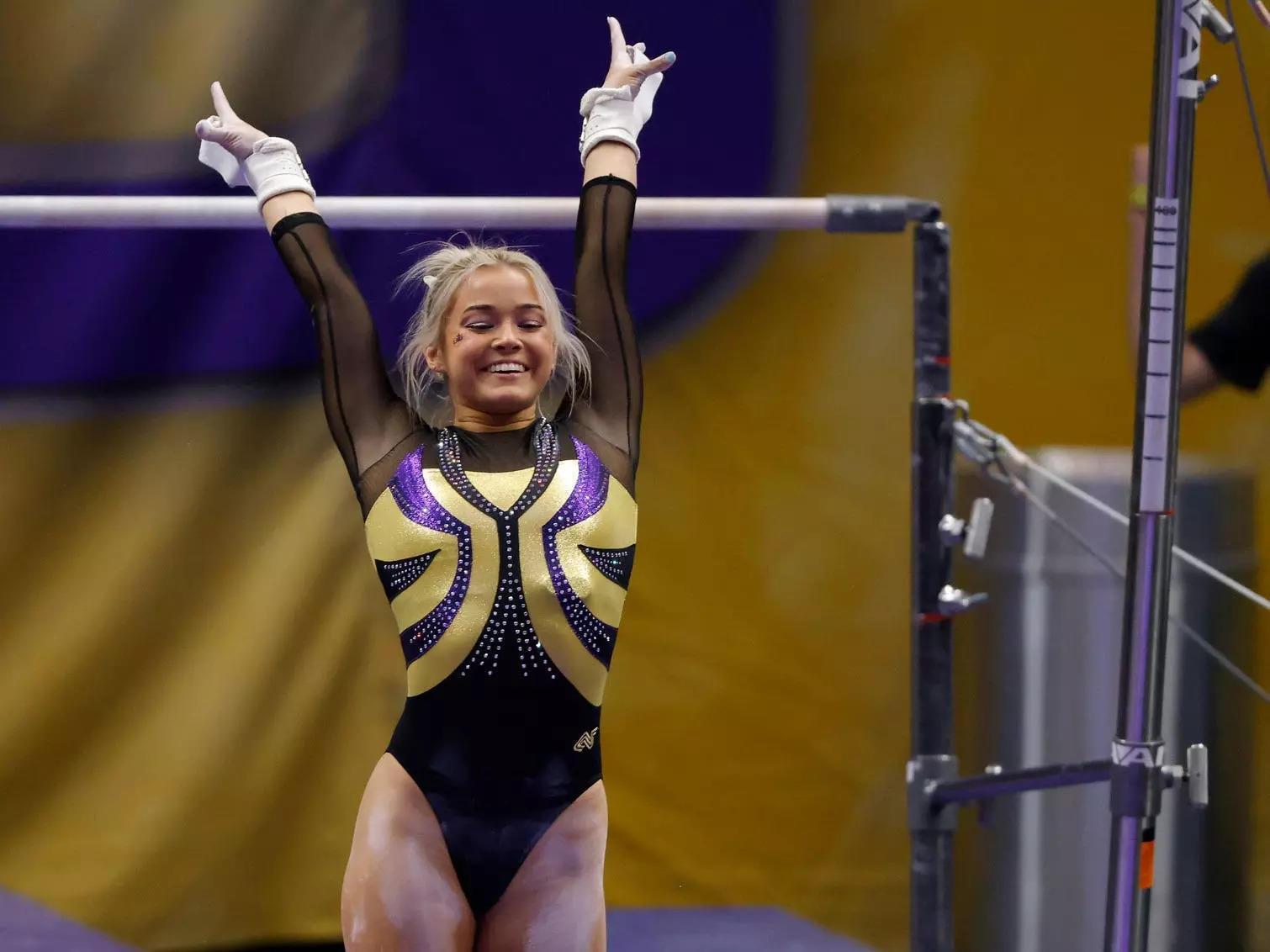 LSU Gymnast Olivia Dunne Makes More Than $1 Million And Has Millions Of ...