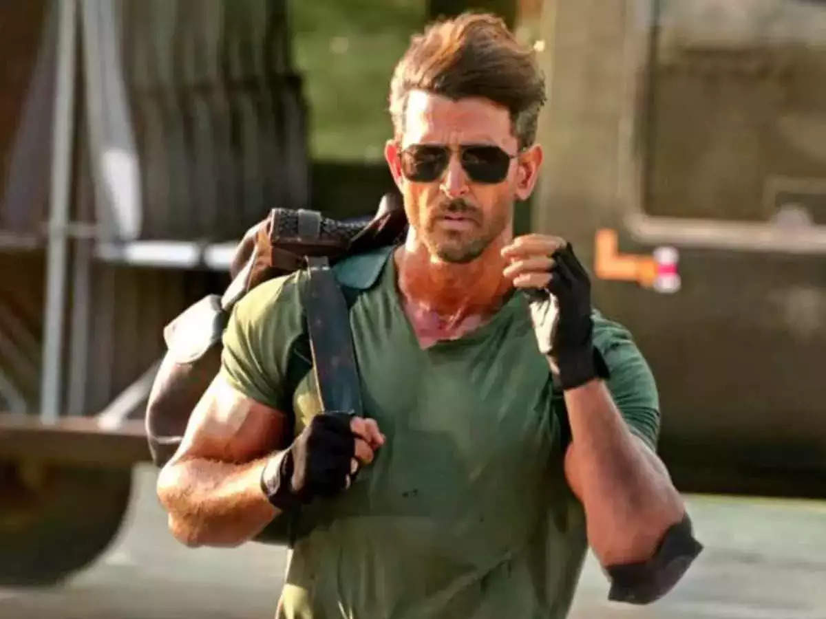 Brahmastra's Ayan Mukherjee To Direct War 2, Hrithik Roshan Confirmed ...