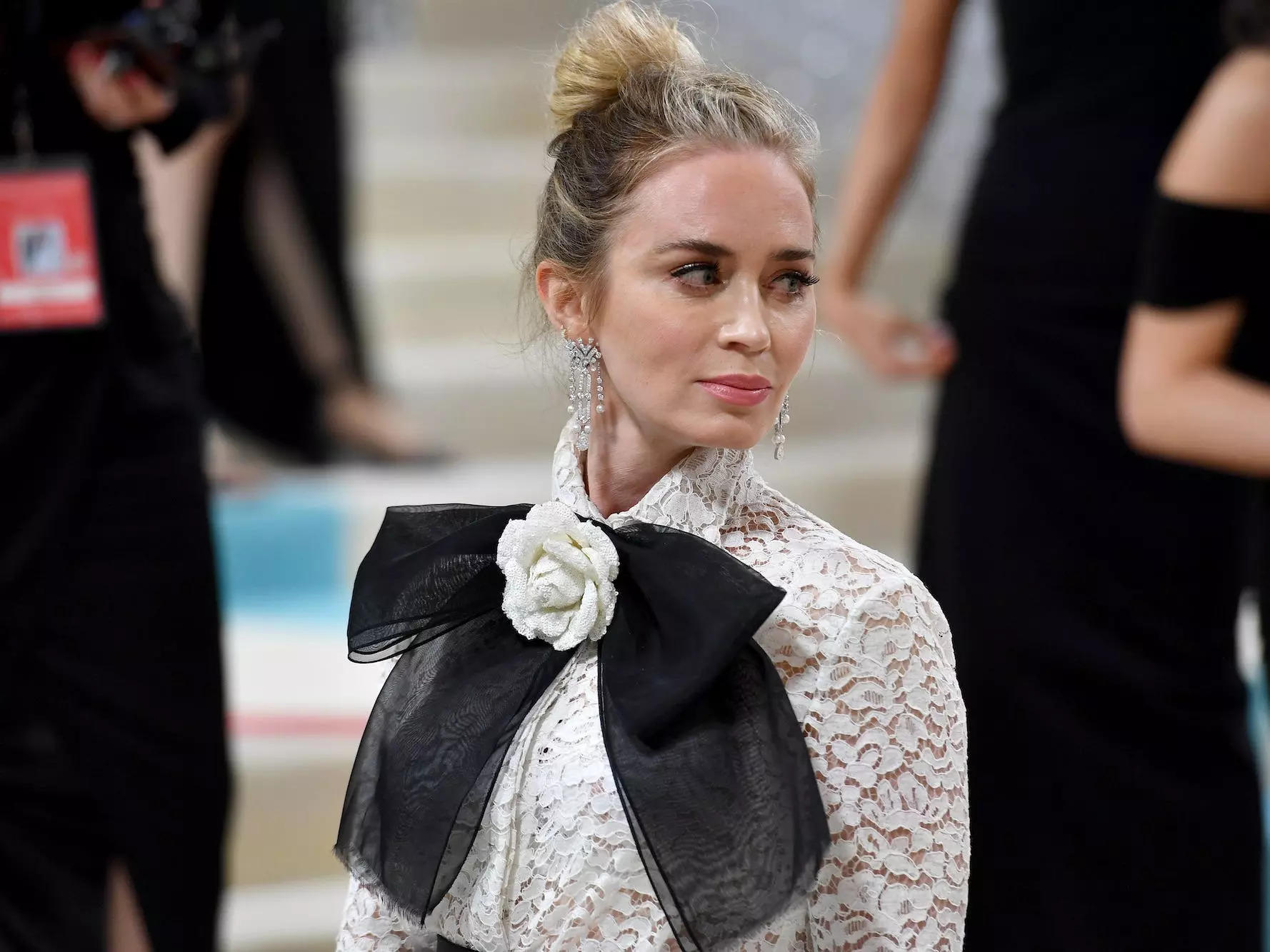 How hairstylist Laini Reeves created Emily Blunt's laidback bun for