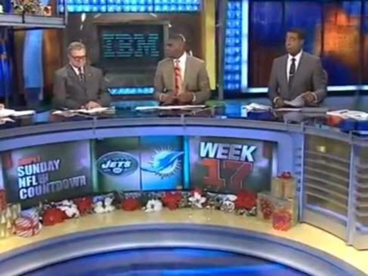 Mike Ditka Fell Asleep During 'NFL Countdown'